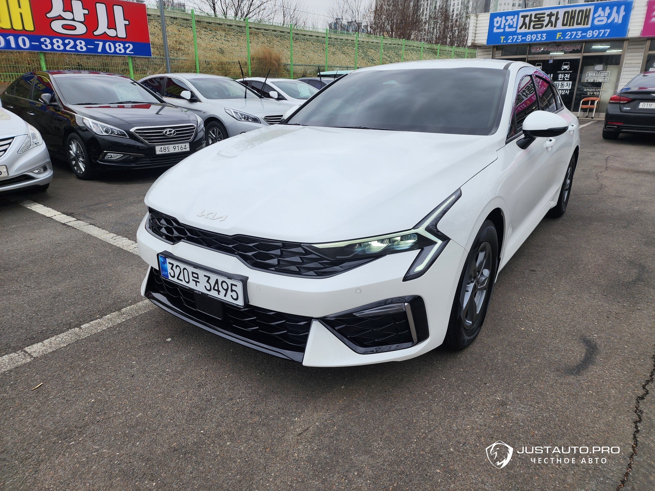 Автомобиль Kia K5