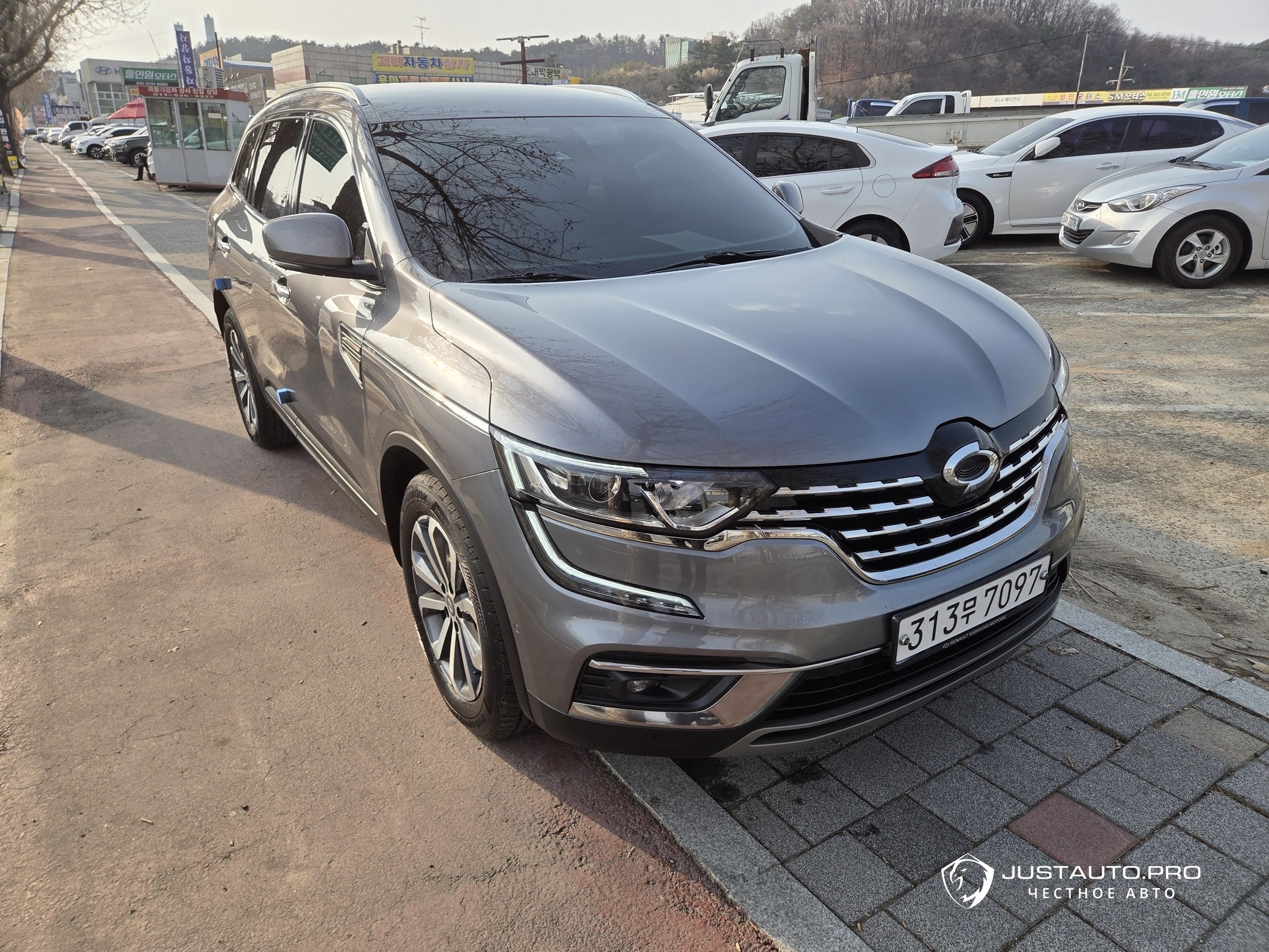 Автомобиль Renault-KoreaSamsung QM6