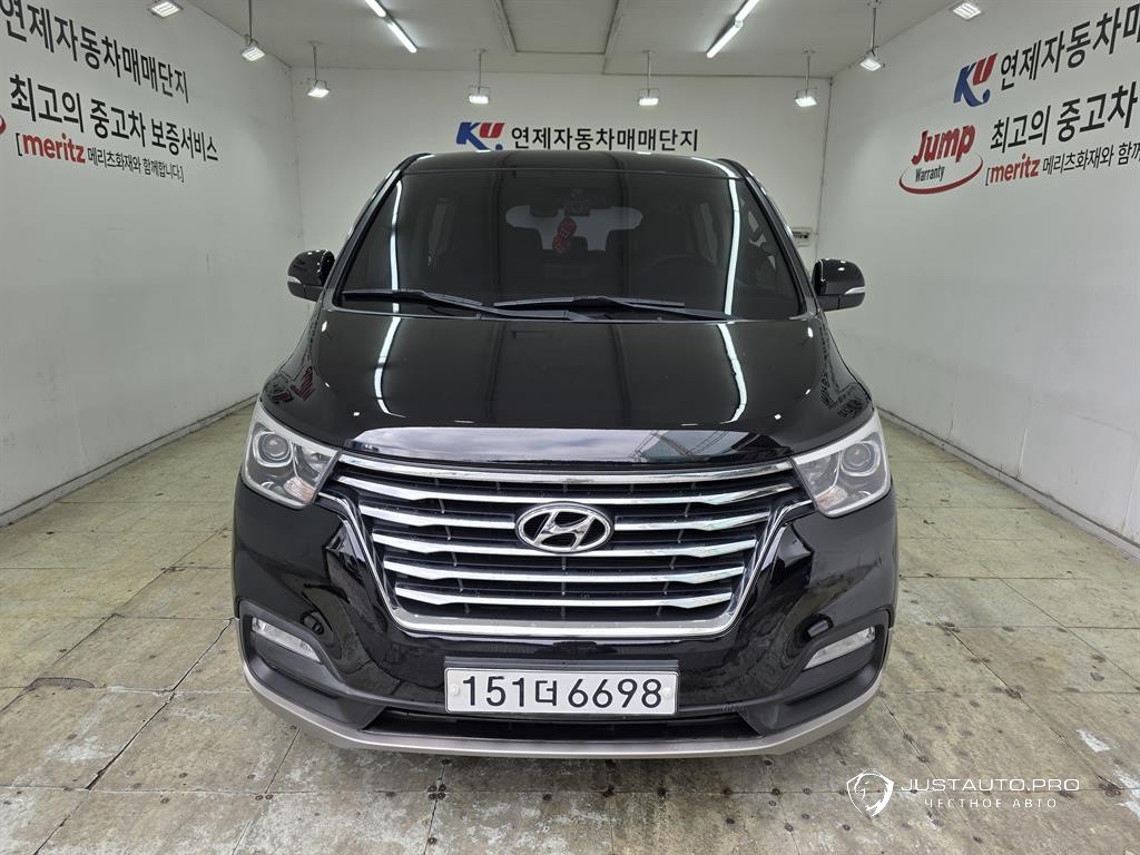 Автомобиль Hyundai Starex