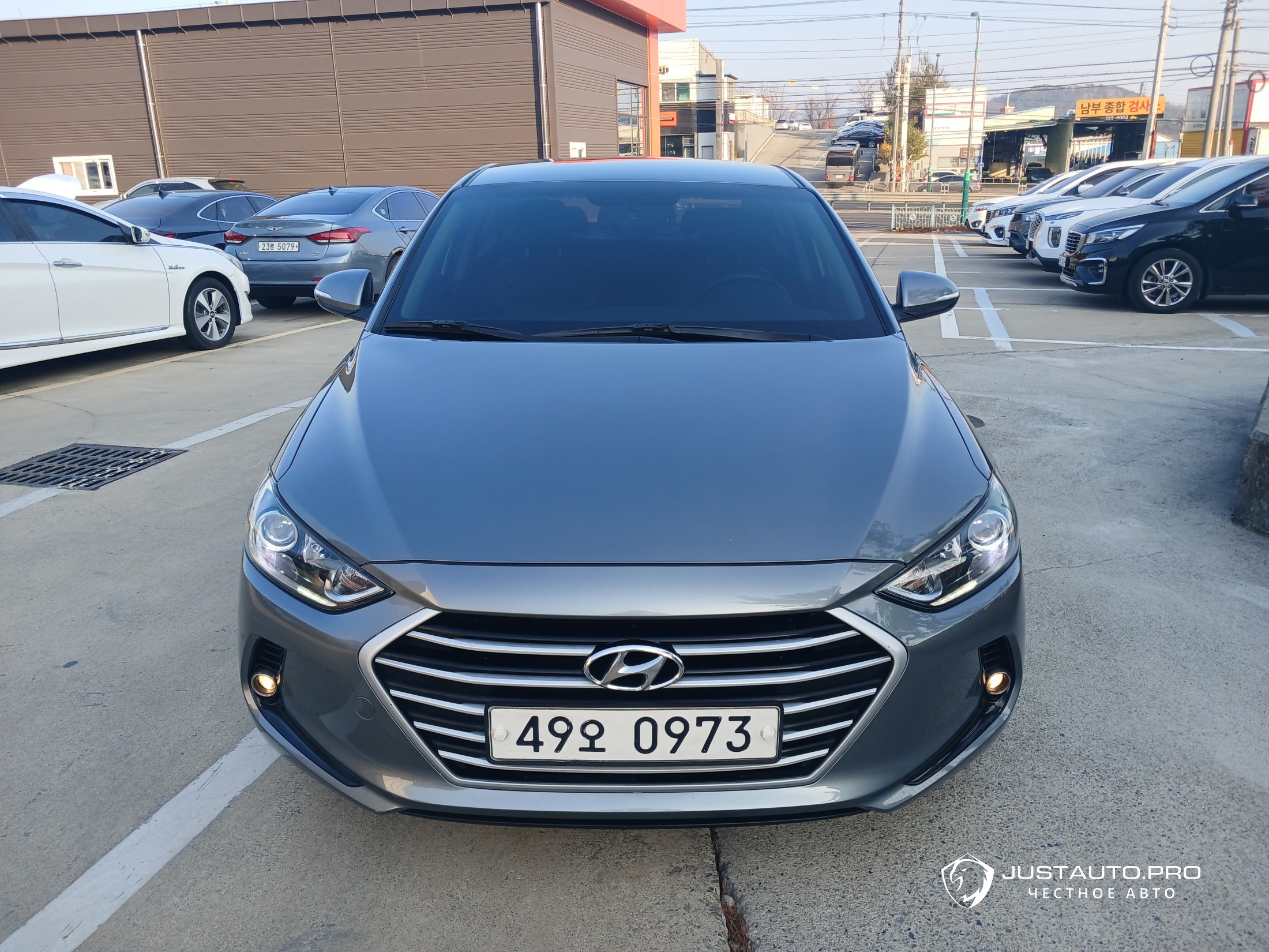 Автомобиль Hyundai AVANTE