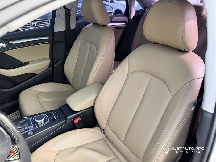 Автомобиль Audi A3