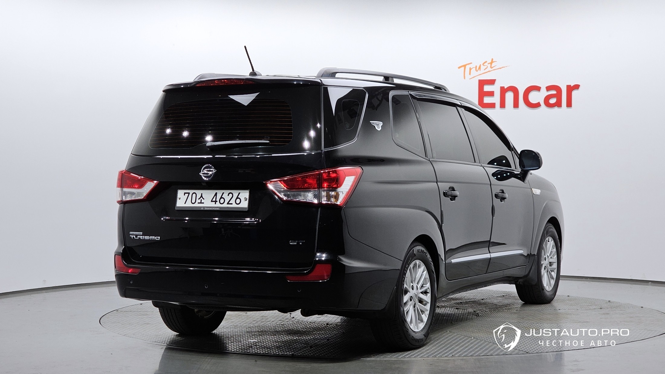 Автомобиль KG_Mobility_Ssangyong KORANDO