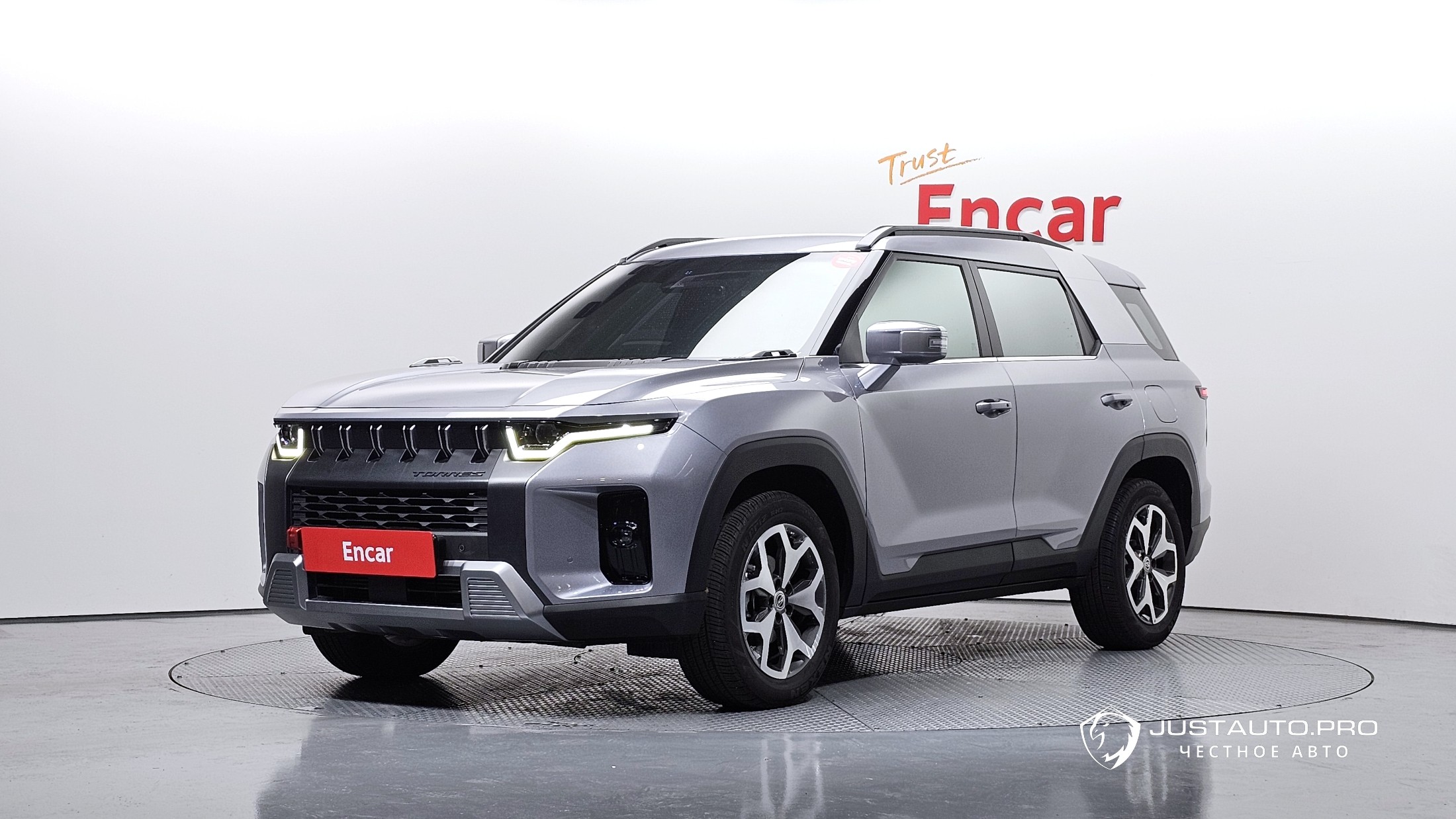 Автомобиль KG_Mobility_Ssangyong Torres