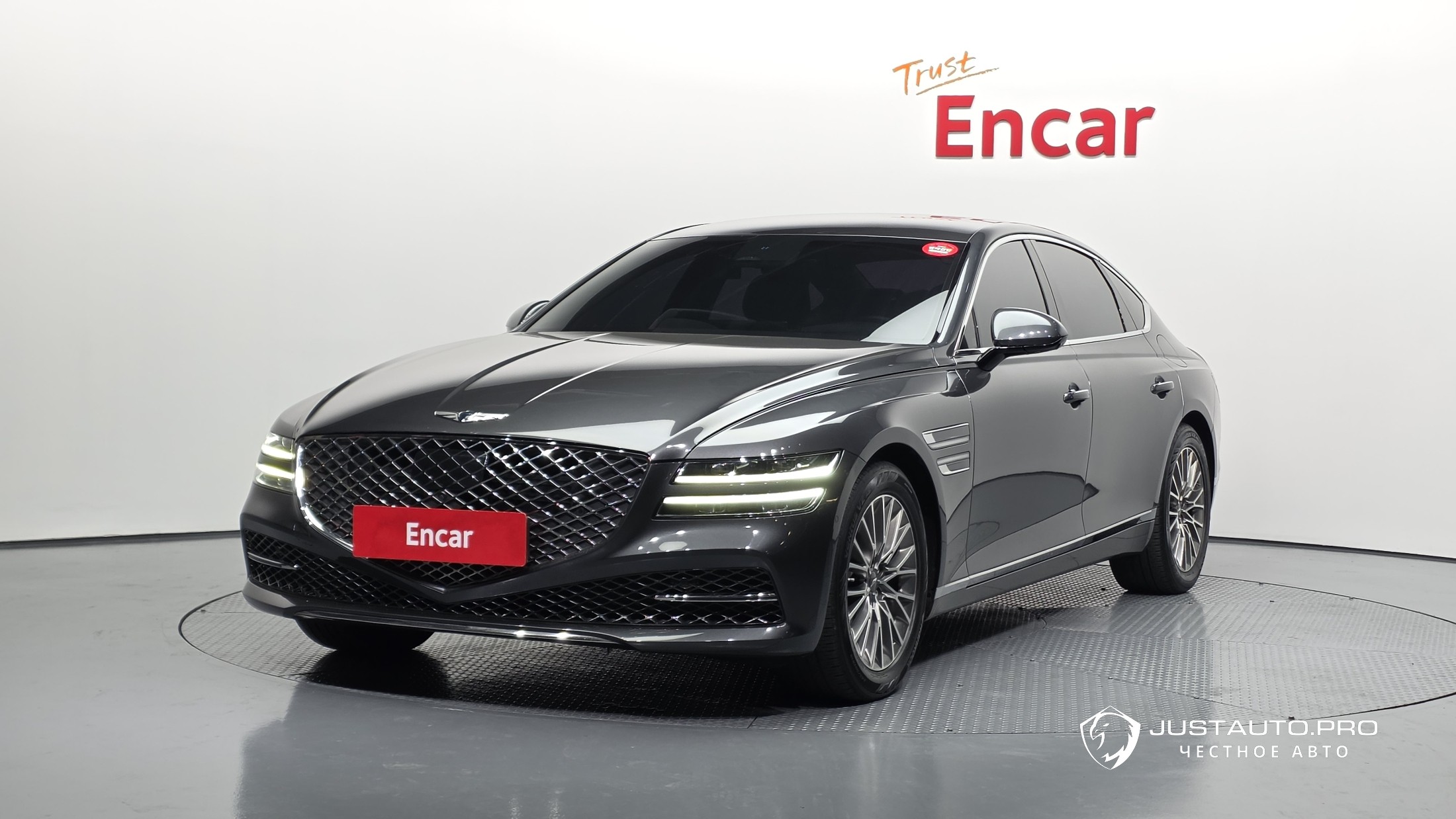 Автомобиль Genesis G80