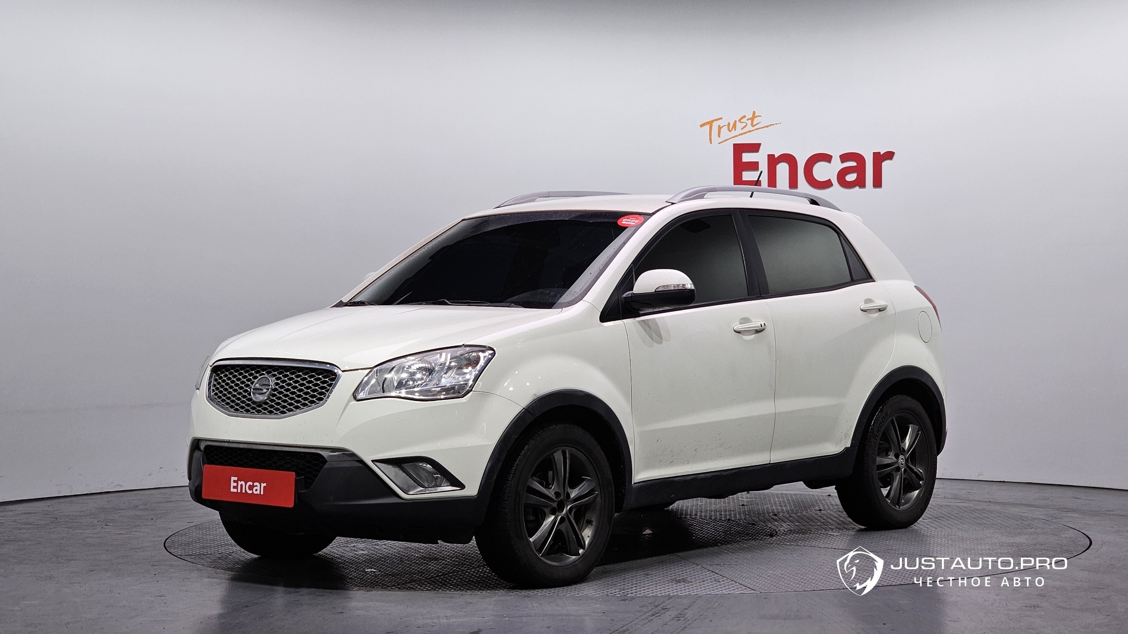Автомобиль KG_Mobility_Ssangyong KORANDO