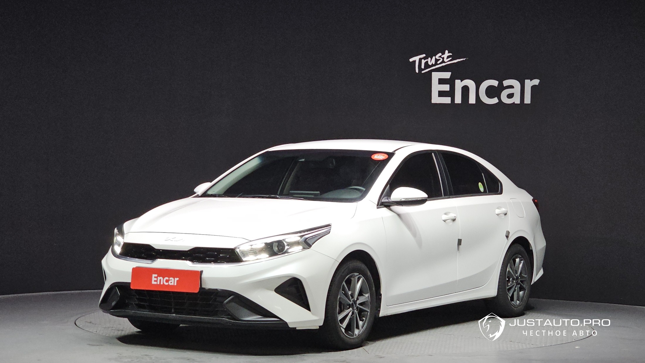 Автомобиль Kia K3