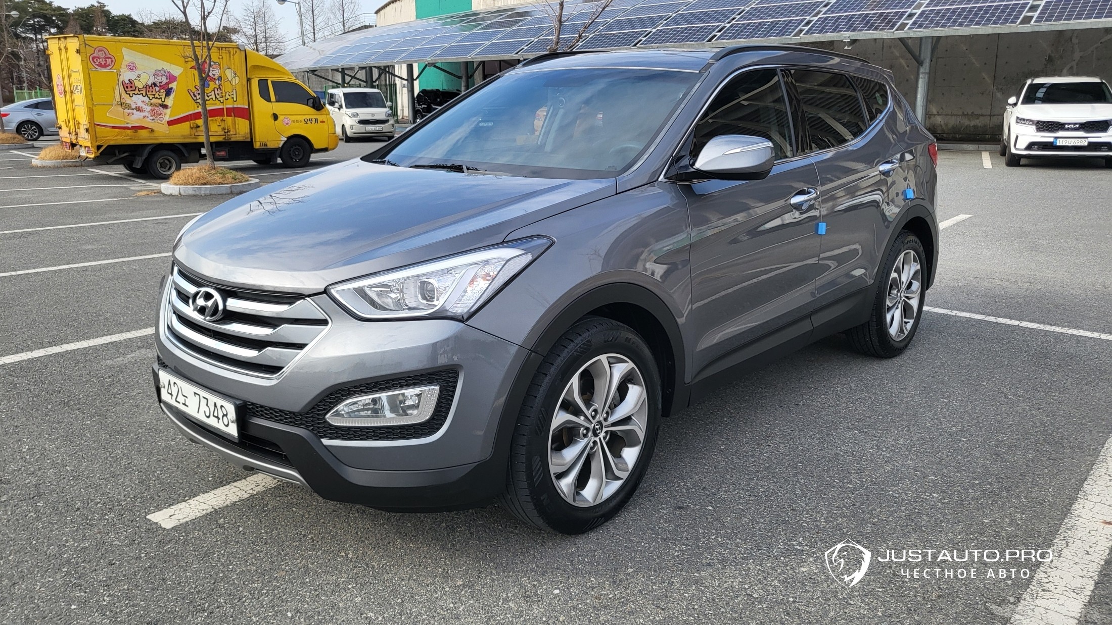 Автомобиль Hyundai Santafe