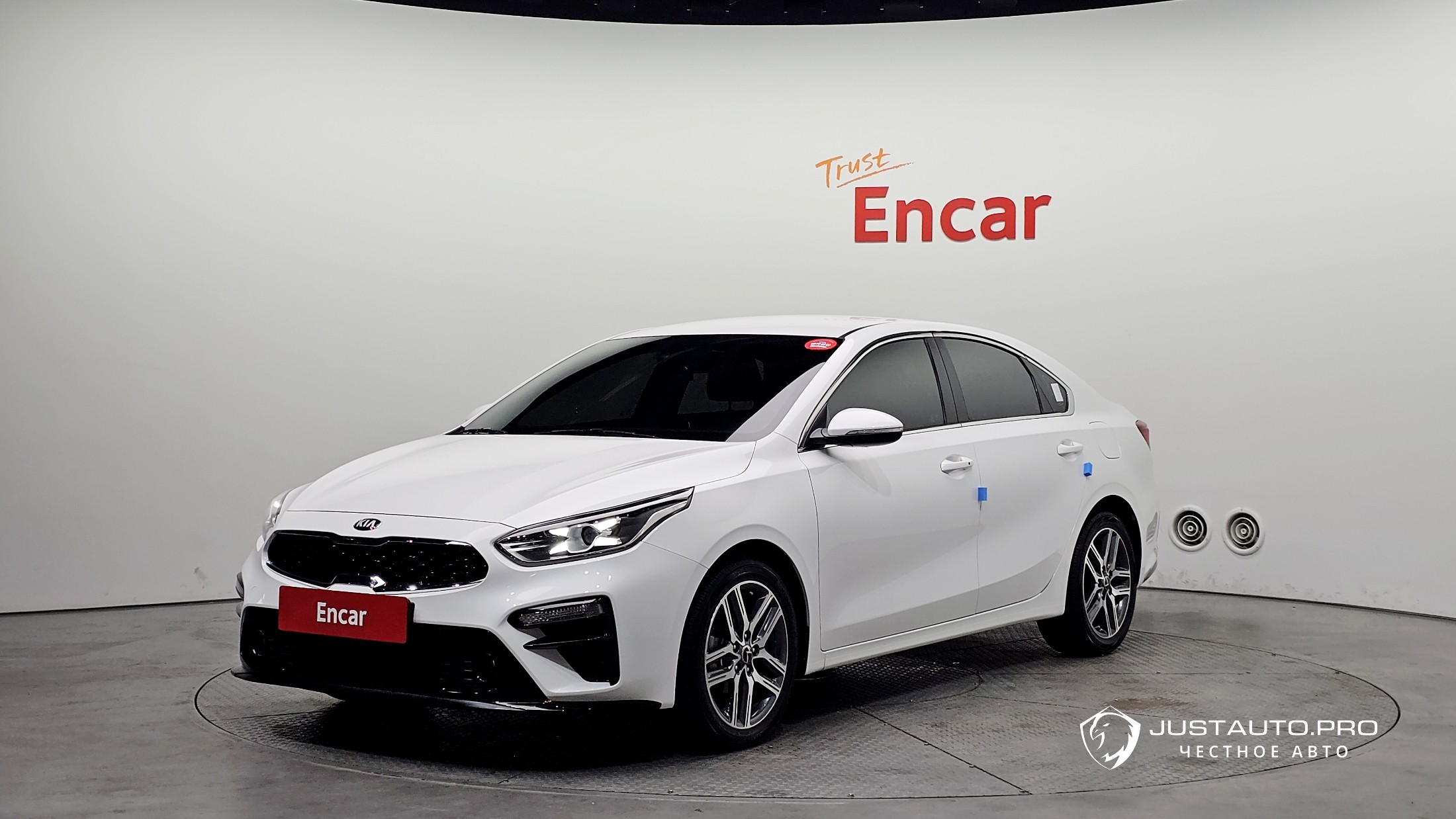 Автомобиль Kia K3