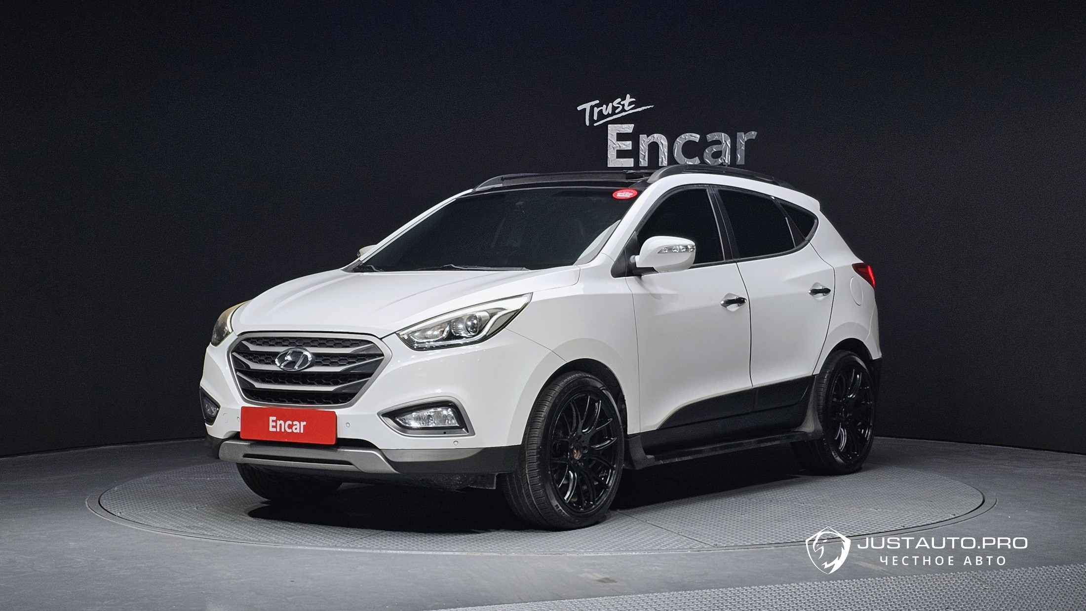 Автомобиль Hyundai Tucson