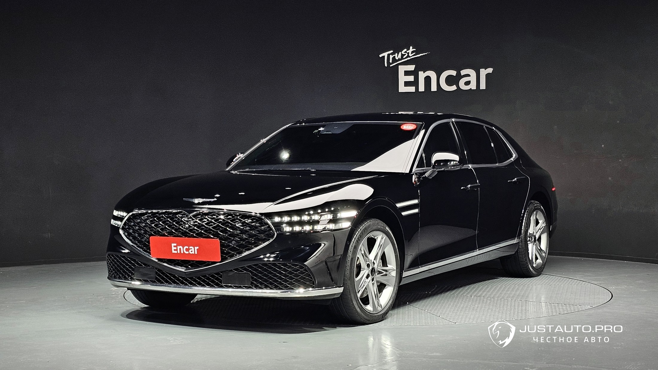 Автомобиль Genesis G90