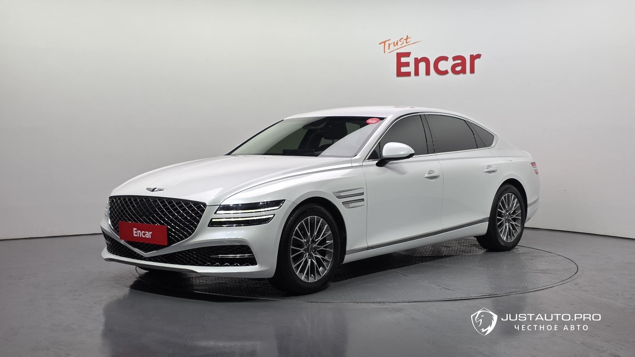 Автомобиль Genesis G80