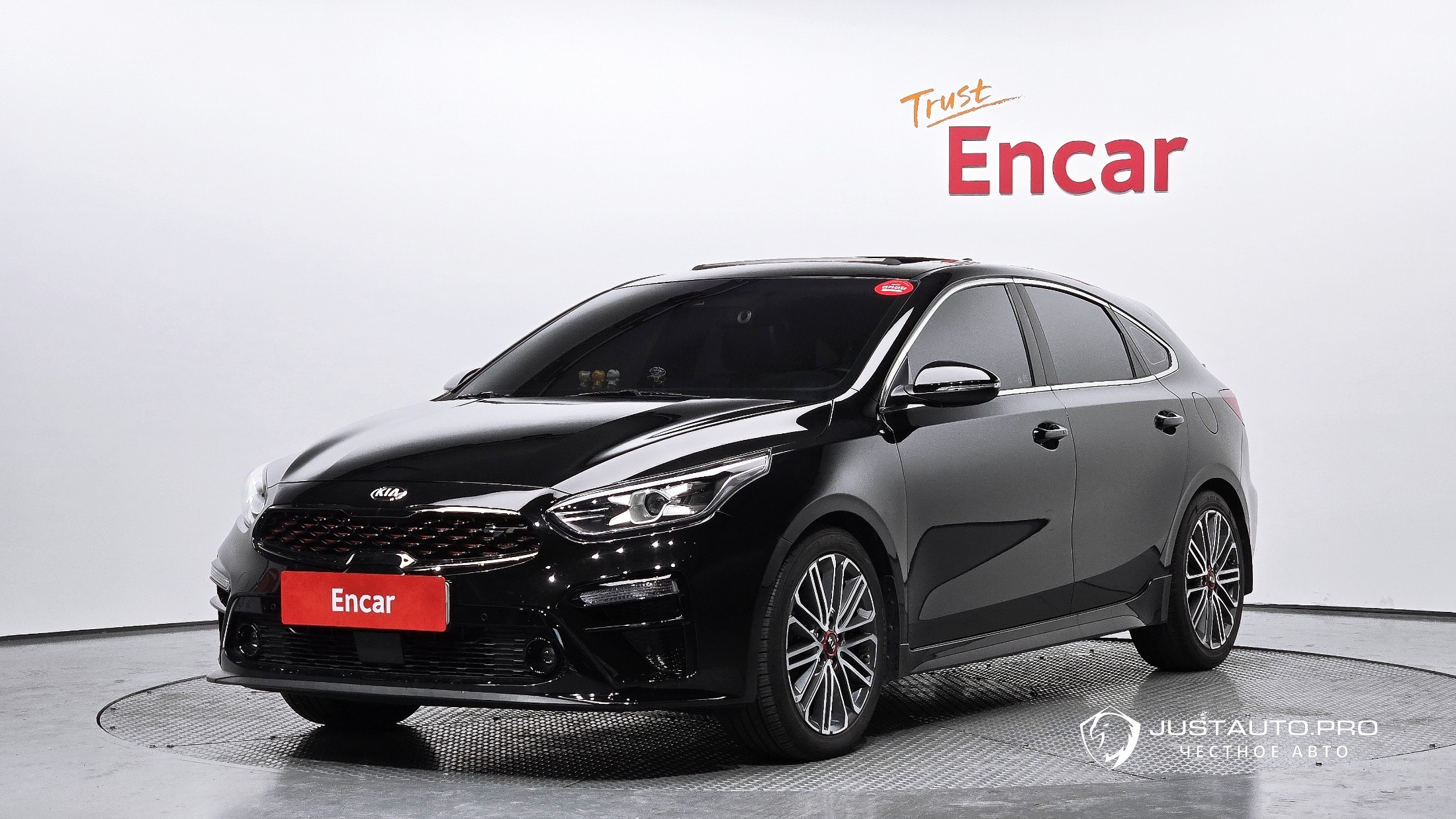 Автомобиль Kia K3