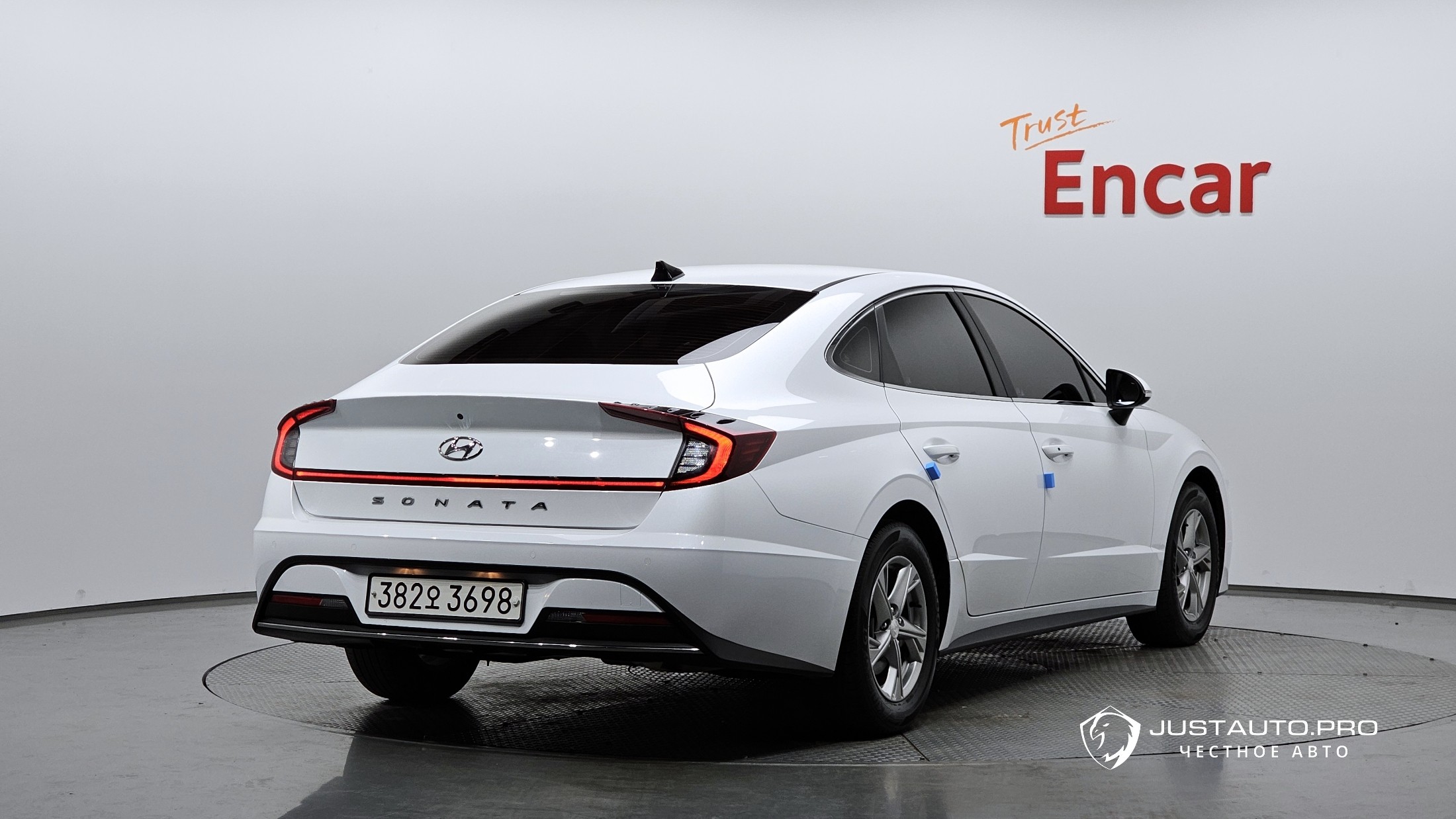 Автомобиль Hyundai Sonata