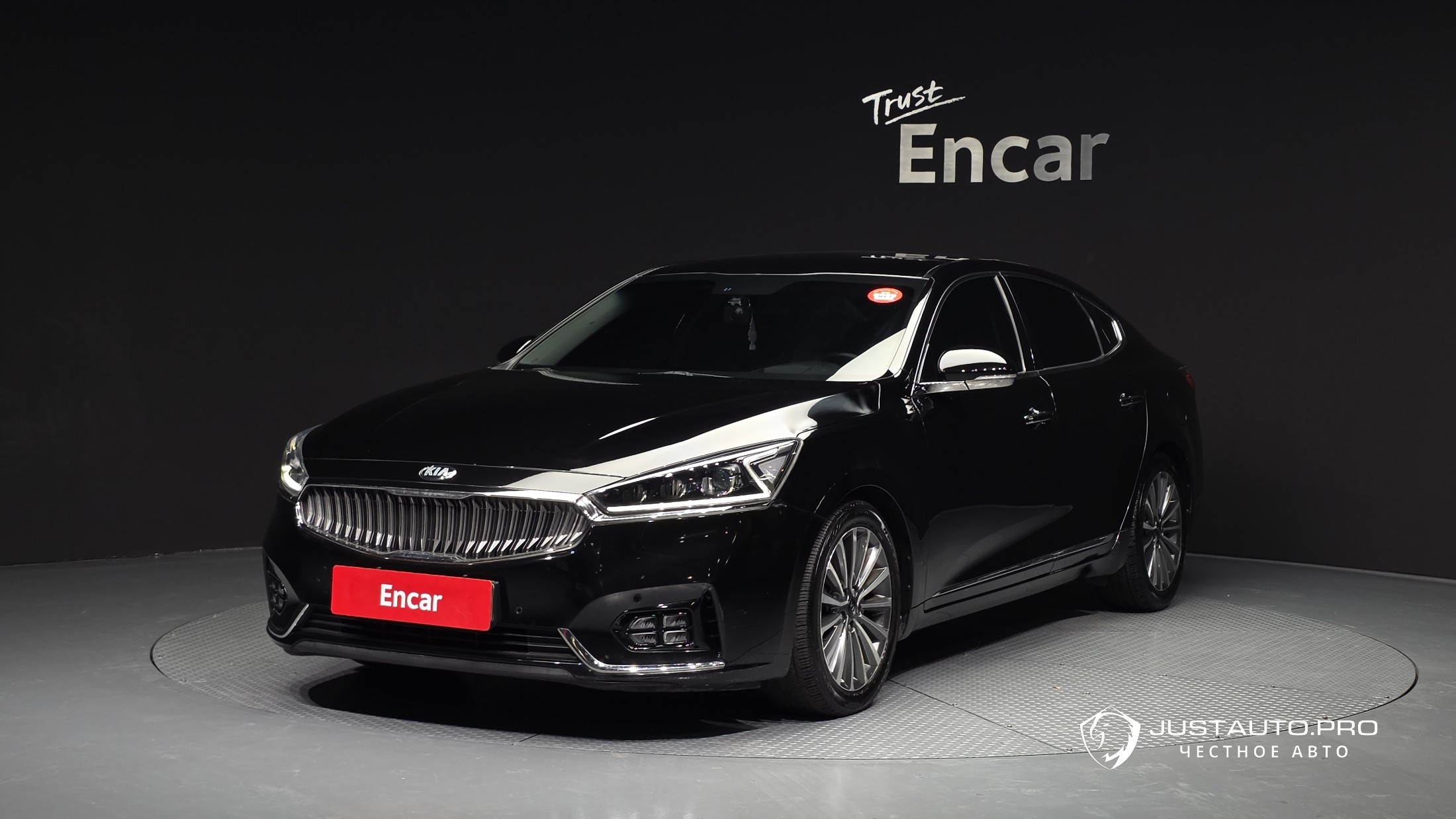 Автомобиль Kia K7