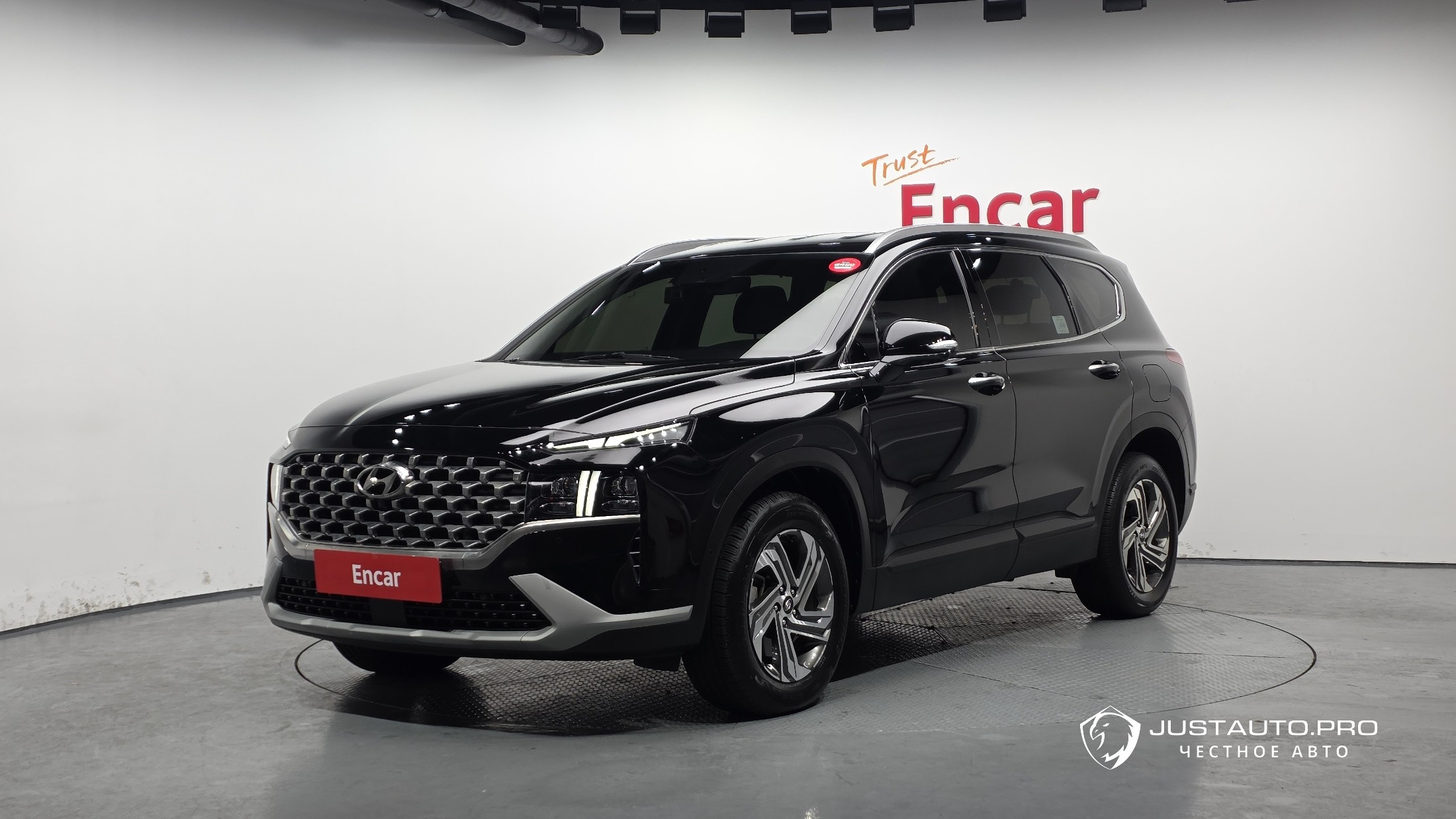 Автомобиль Hyundai Santafe