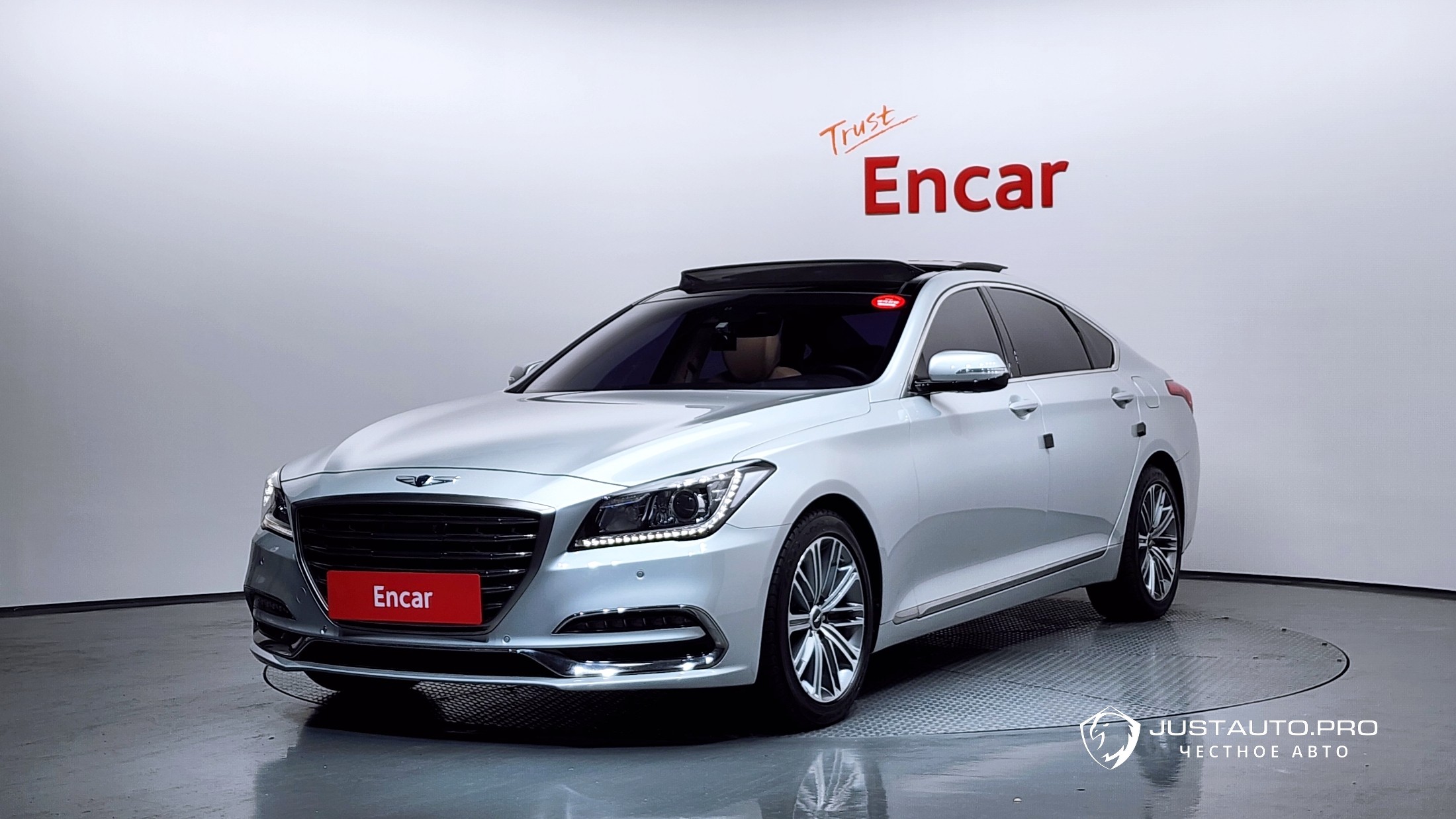 Автомобиль Genesis G80