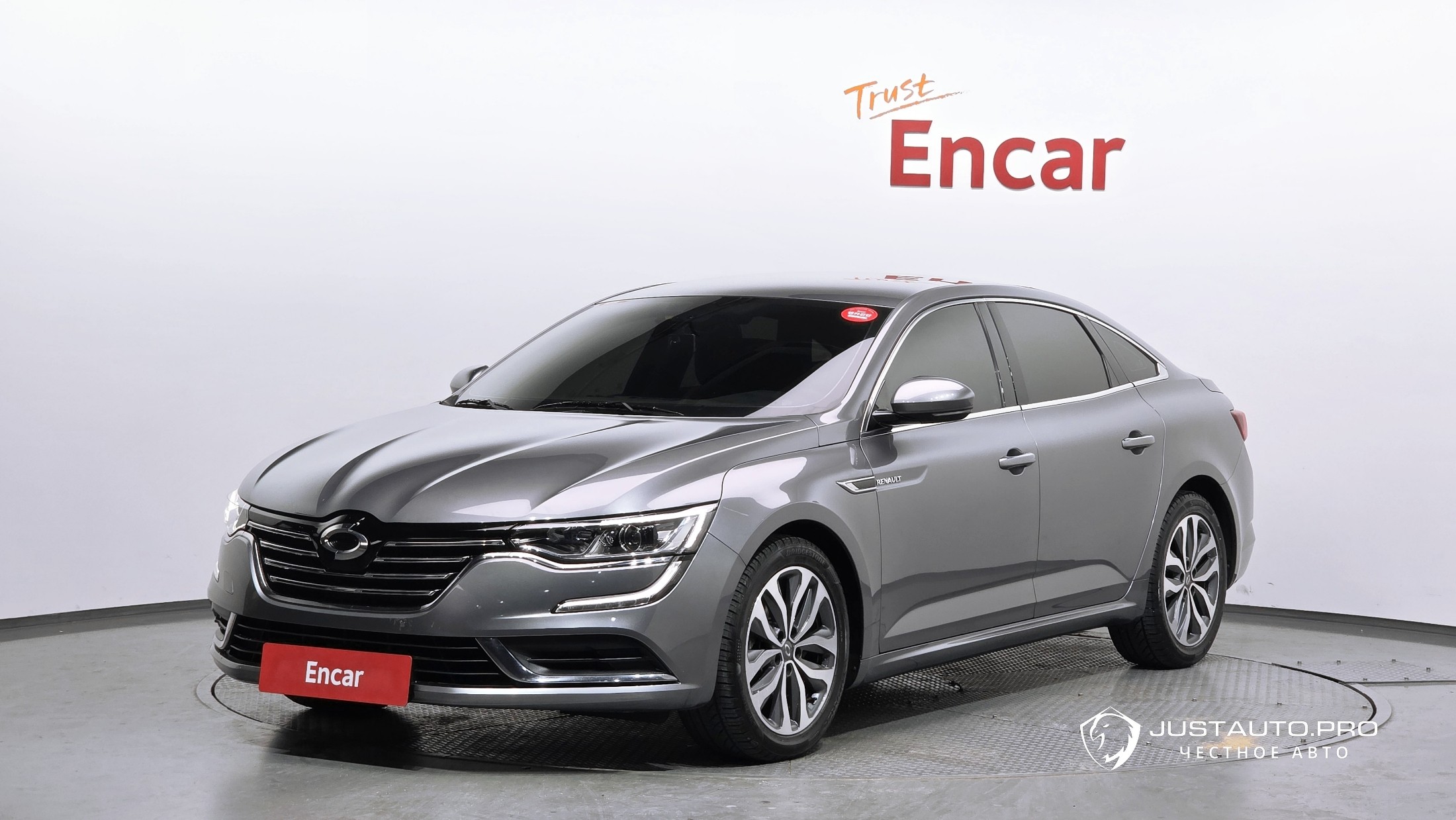 Автомобиль Renault-KoreaSamsung SM6