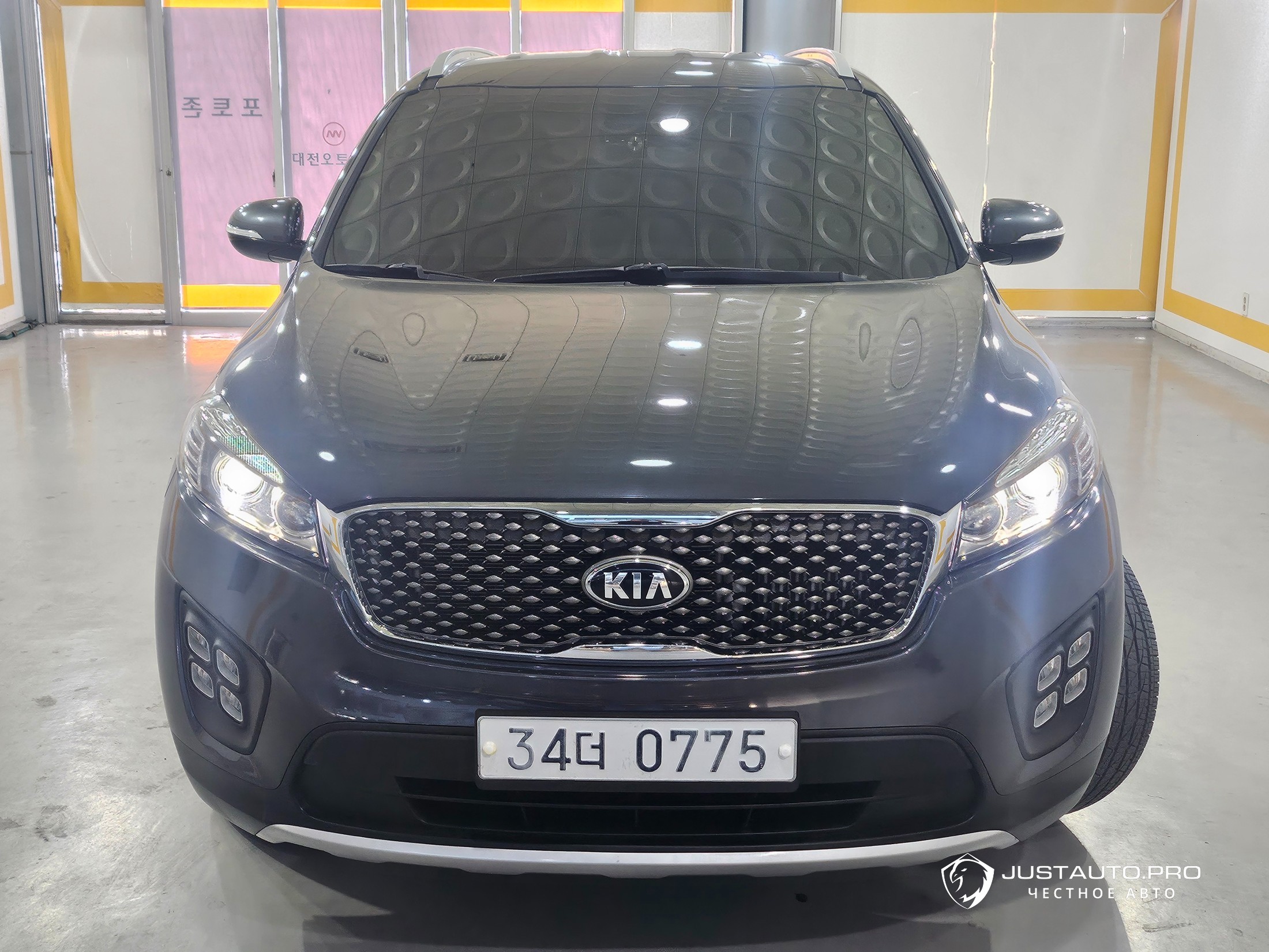 Автомобиль Kia Sorento