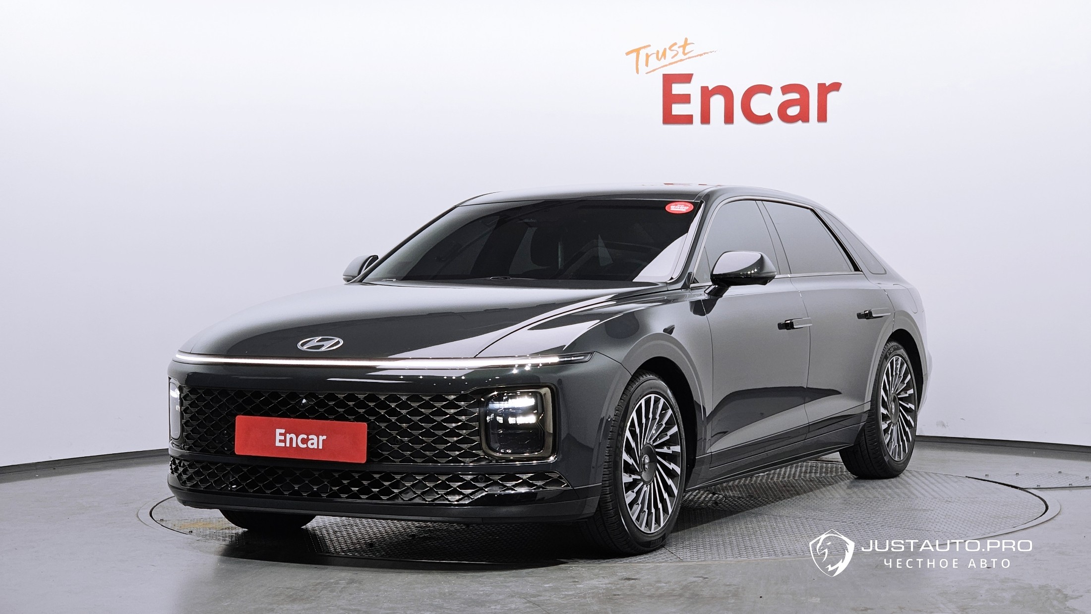Автомобиль Hyundai Grandeur