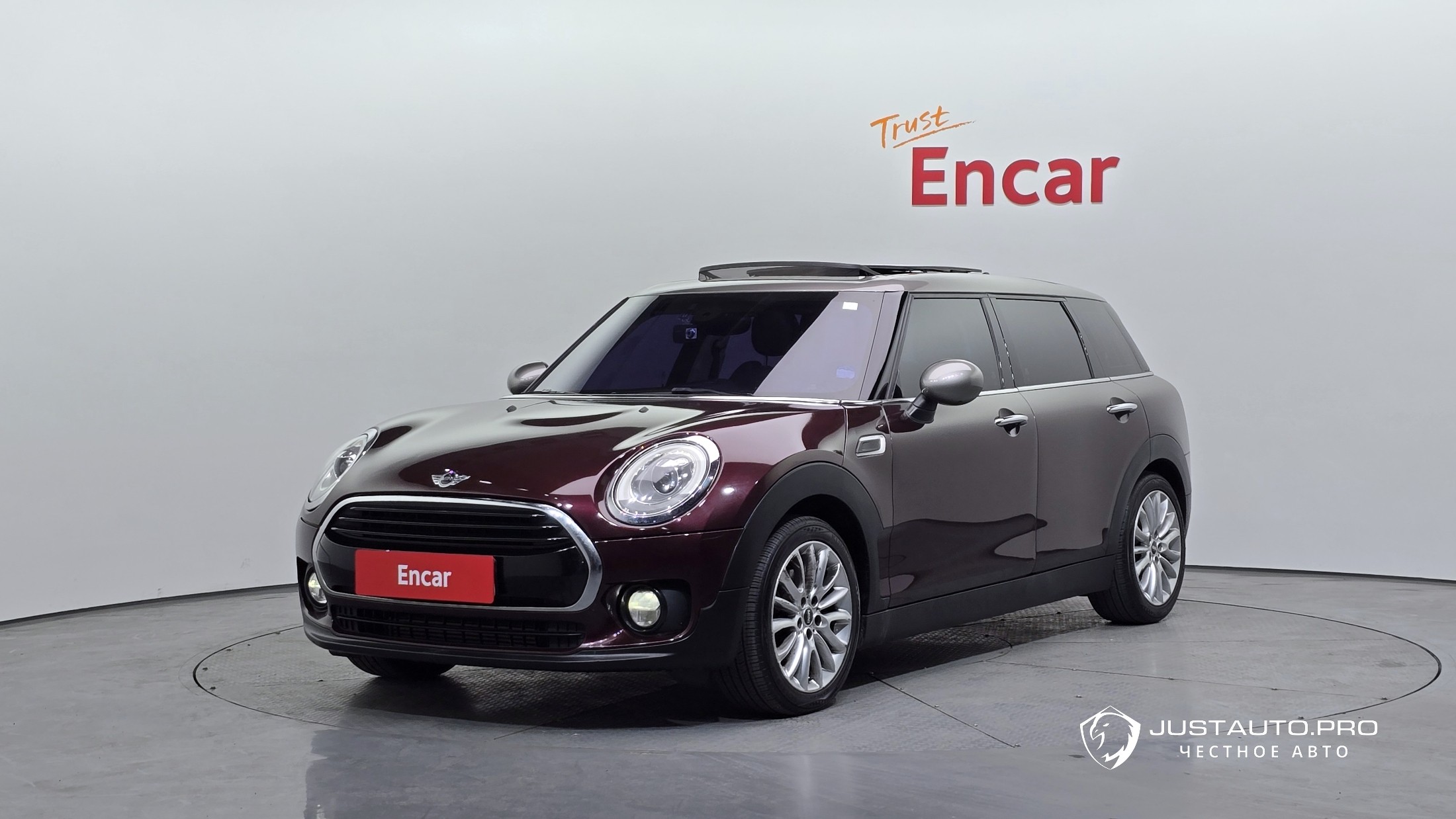 Автомобиль Mini Clubman