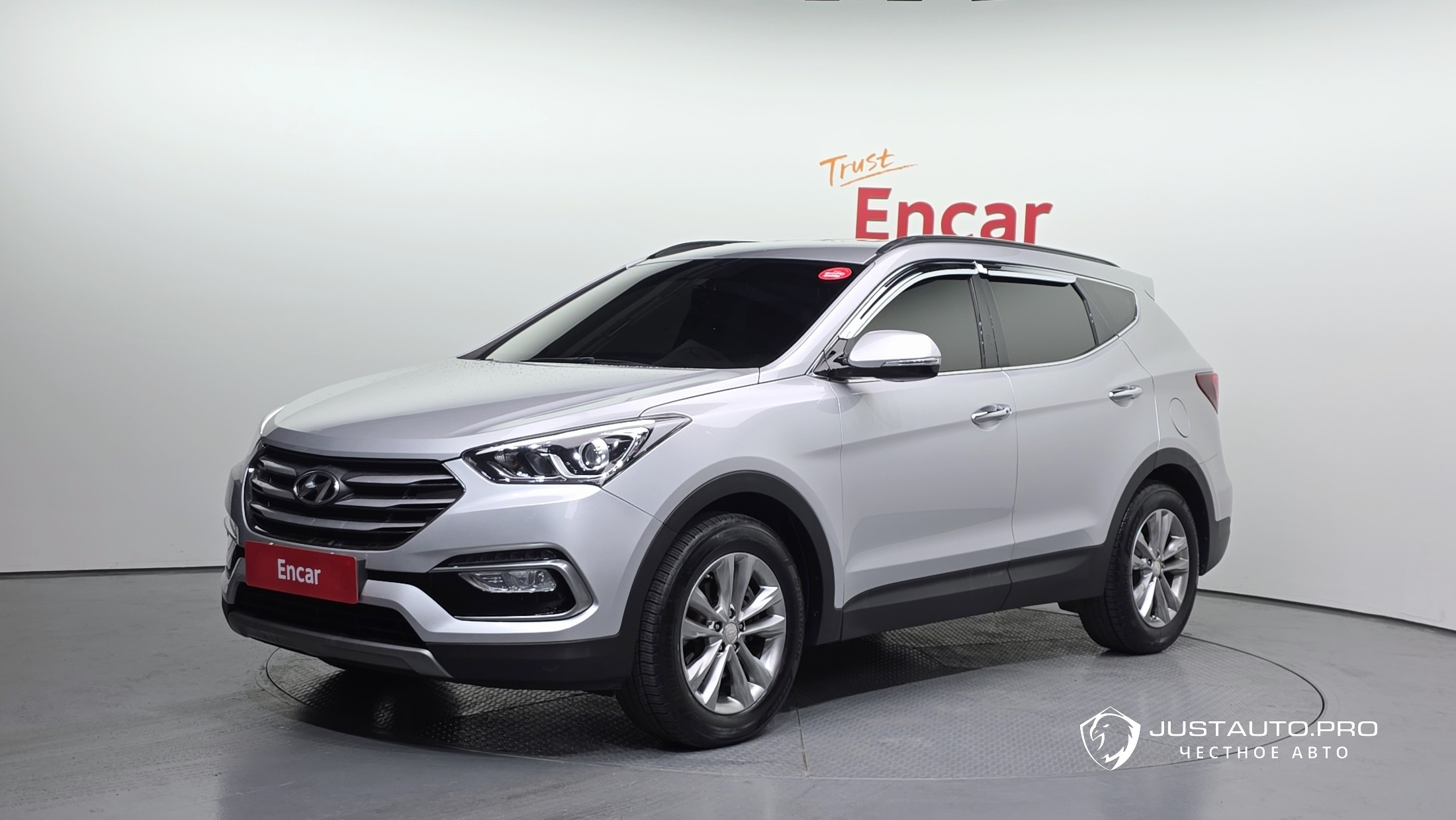 Автомобиль Hyundai Santafe