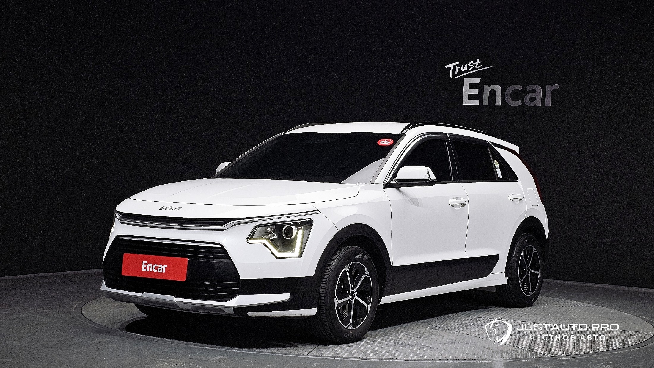 Автомобиль Kia Niro