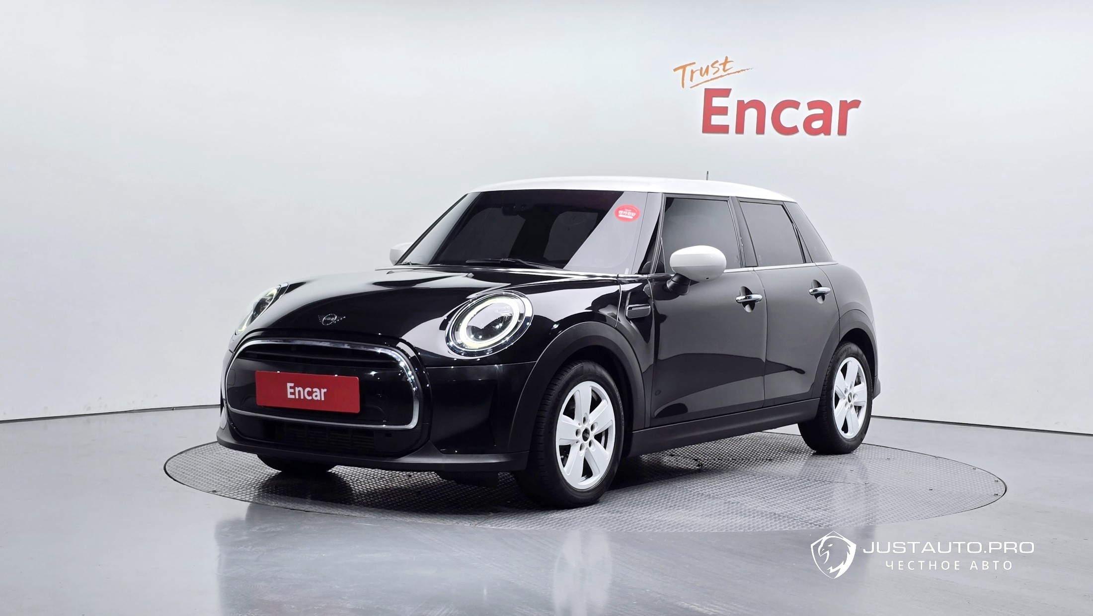 Автомобиль Mini Cooper