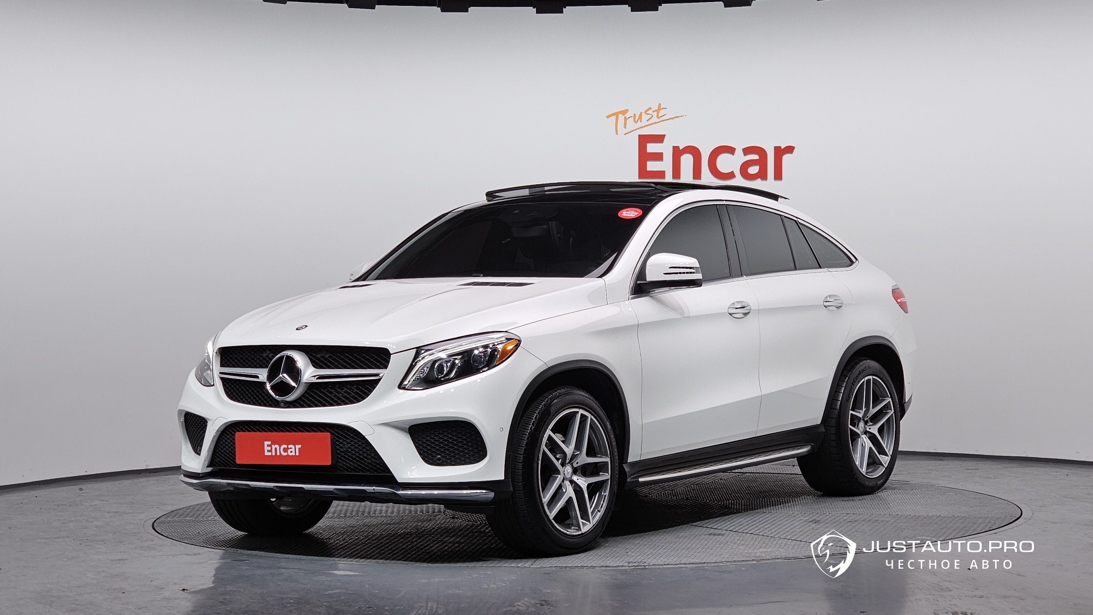 Автомобиль Mercedes-Benz GLE-Class
