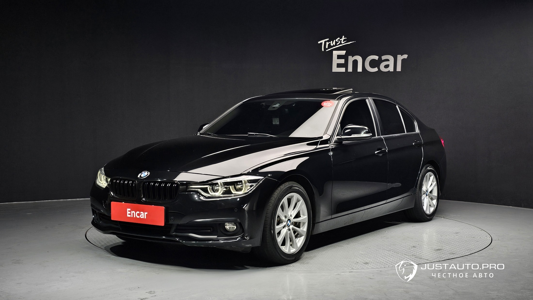 Автомобиль BMW 3-Series