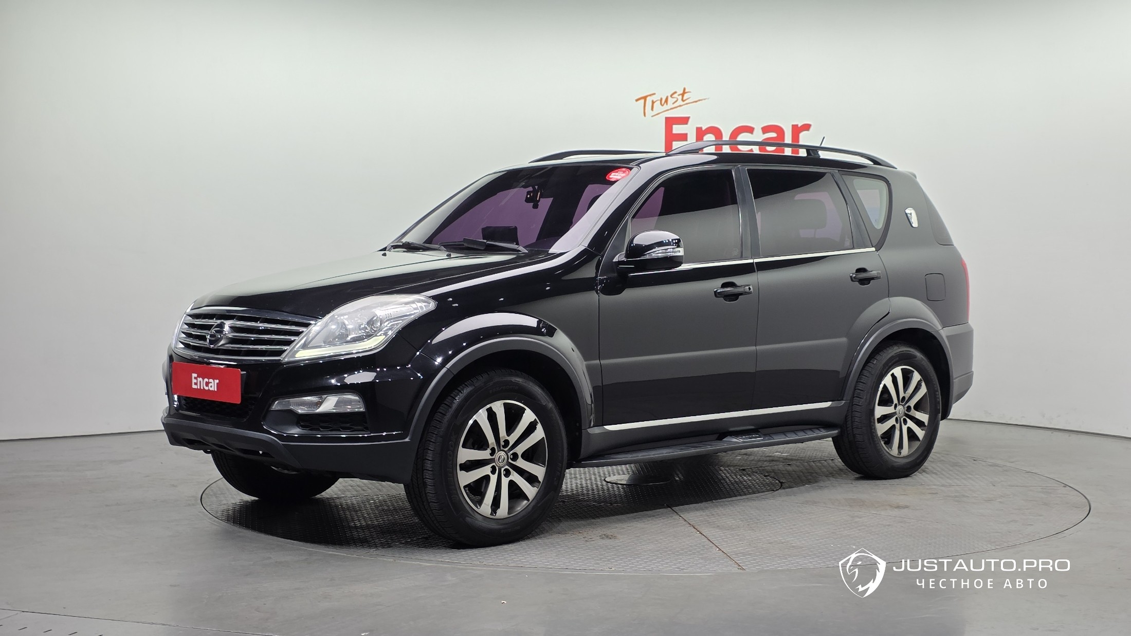 Автомобиль KG_Mobility_Ssangyong Rexton