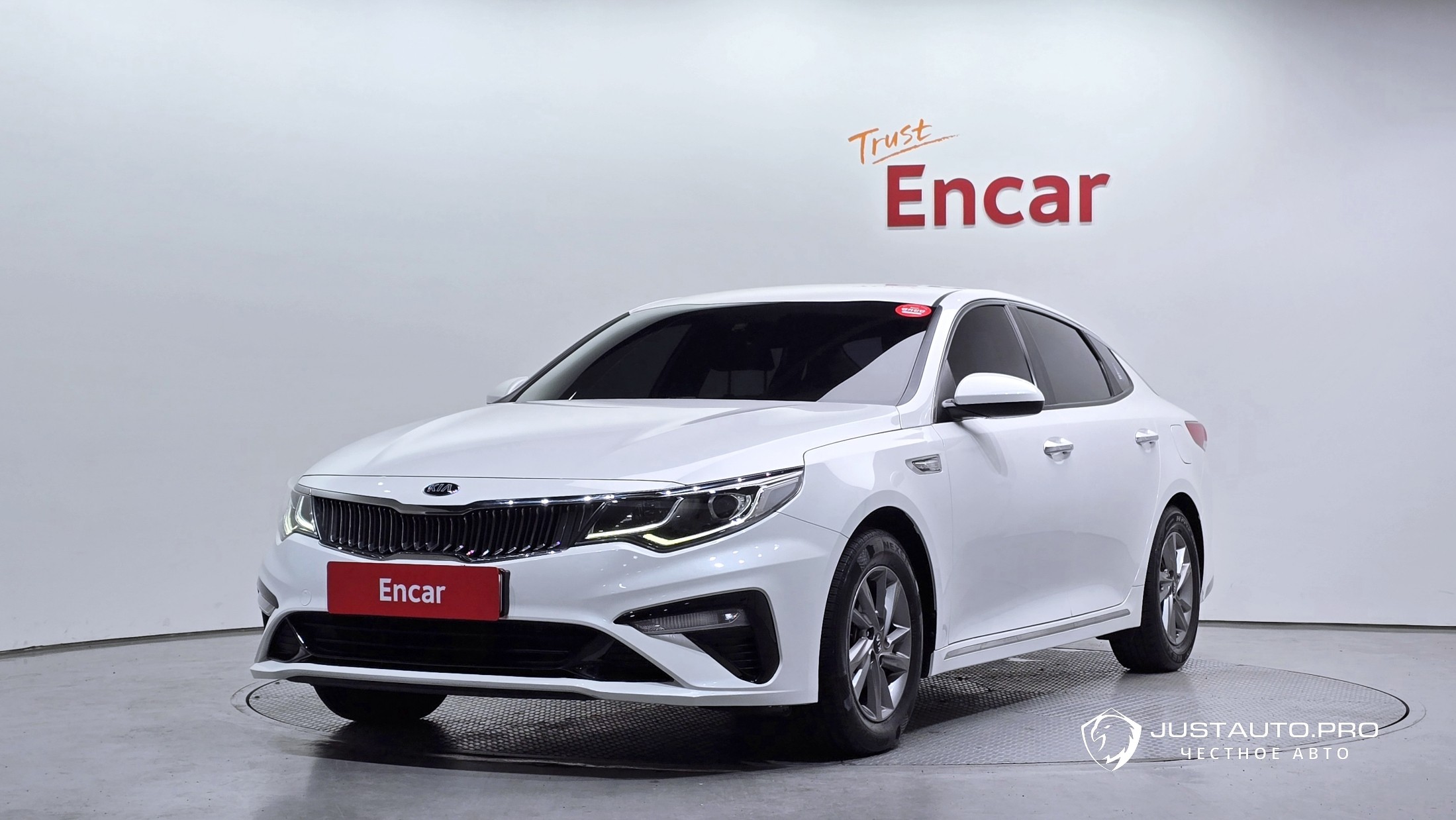 Автомобиль Kia K5