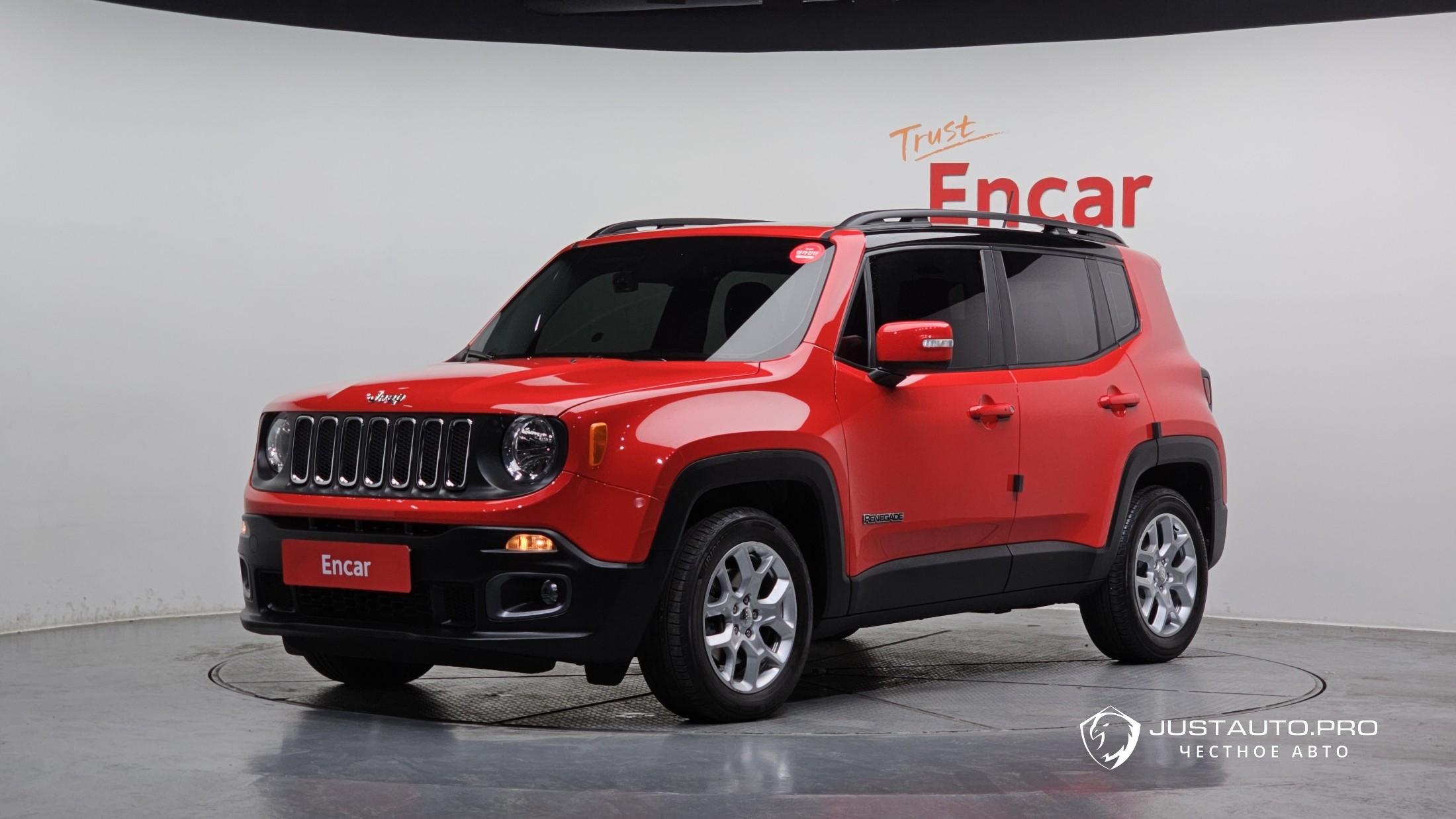 Автомобиль Jeep Renegade