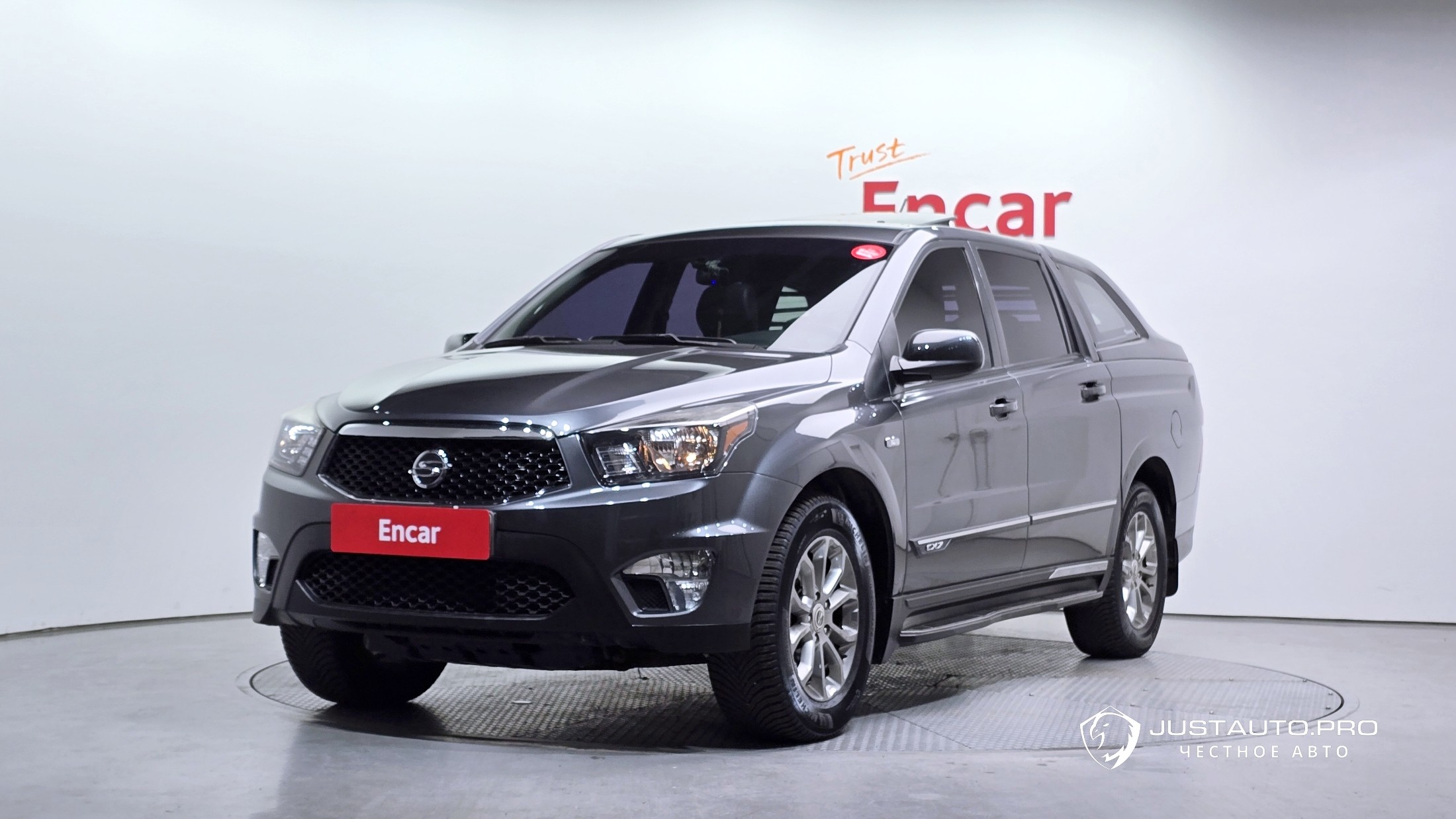 Автомобиль KG_Mobility_Ssangyong KORANDO