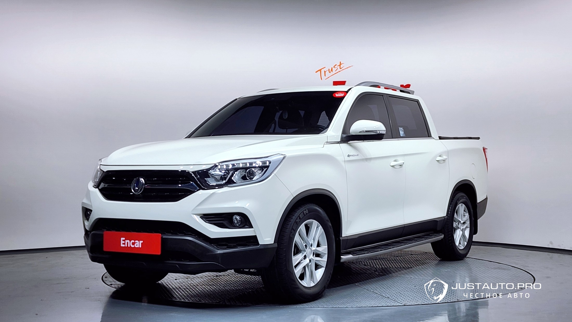 Автомобиль KG_Mobility_Ssangyong Rexton