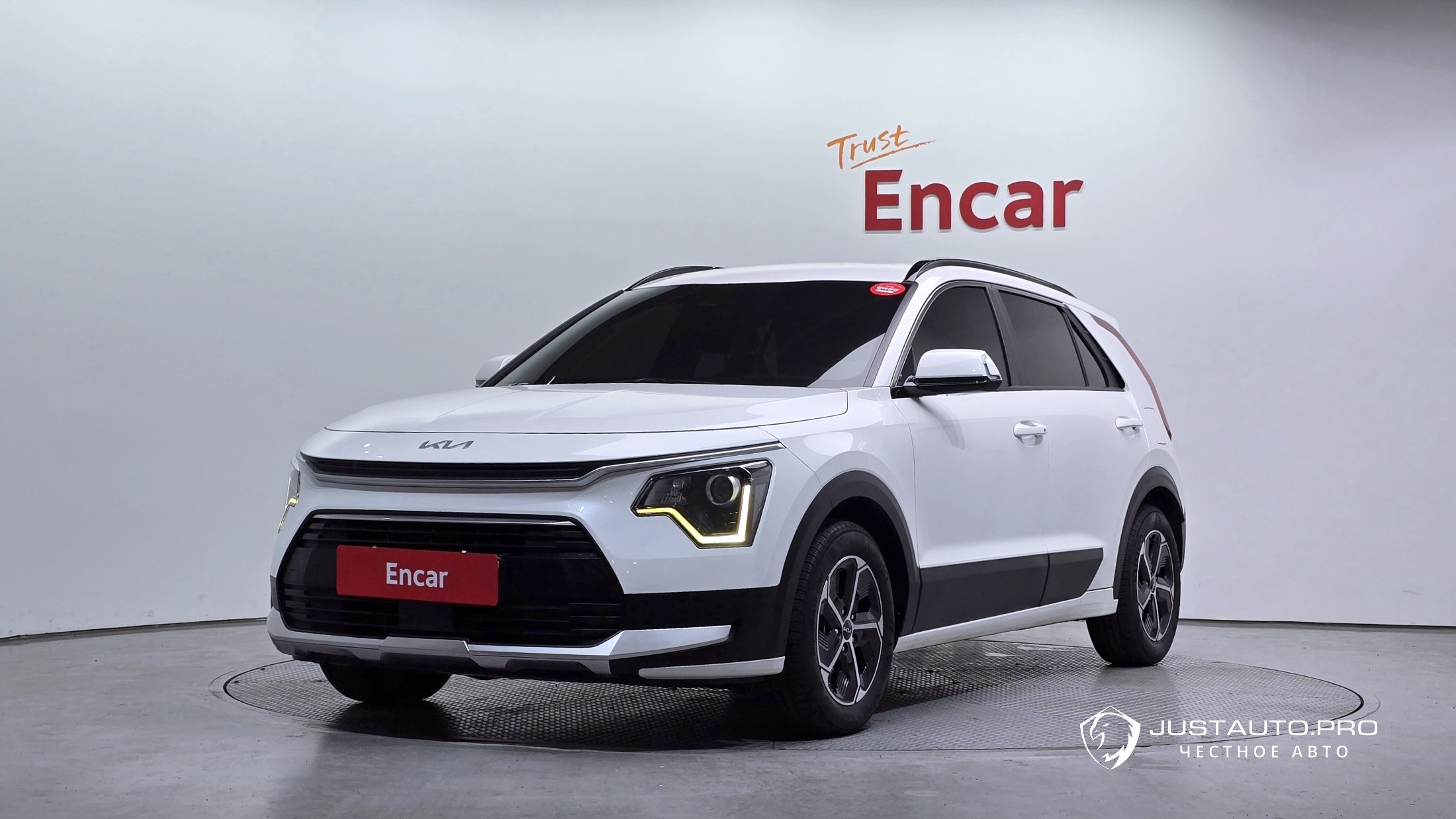 Автомобиль Kia Niro