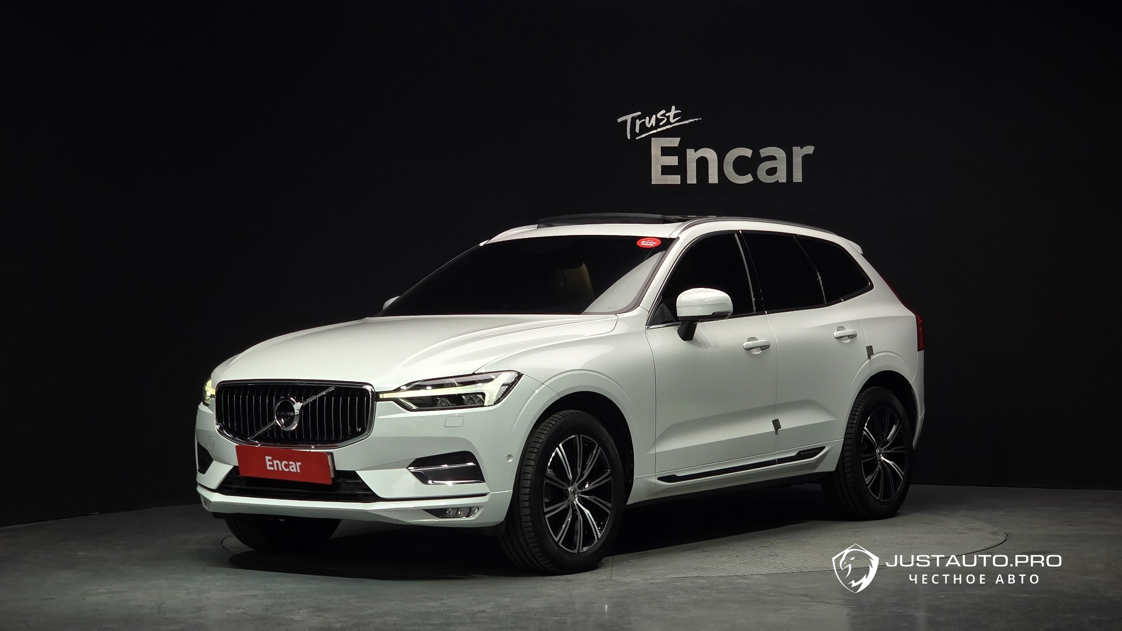 Автомобиль Volvo XC60