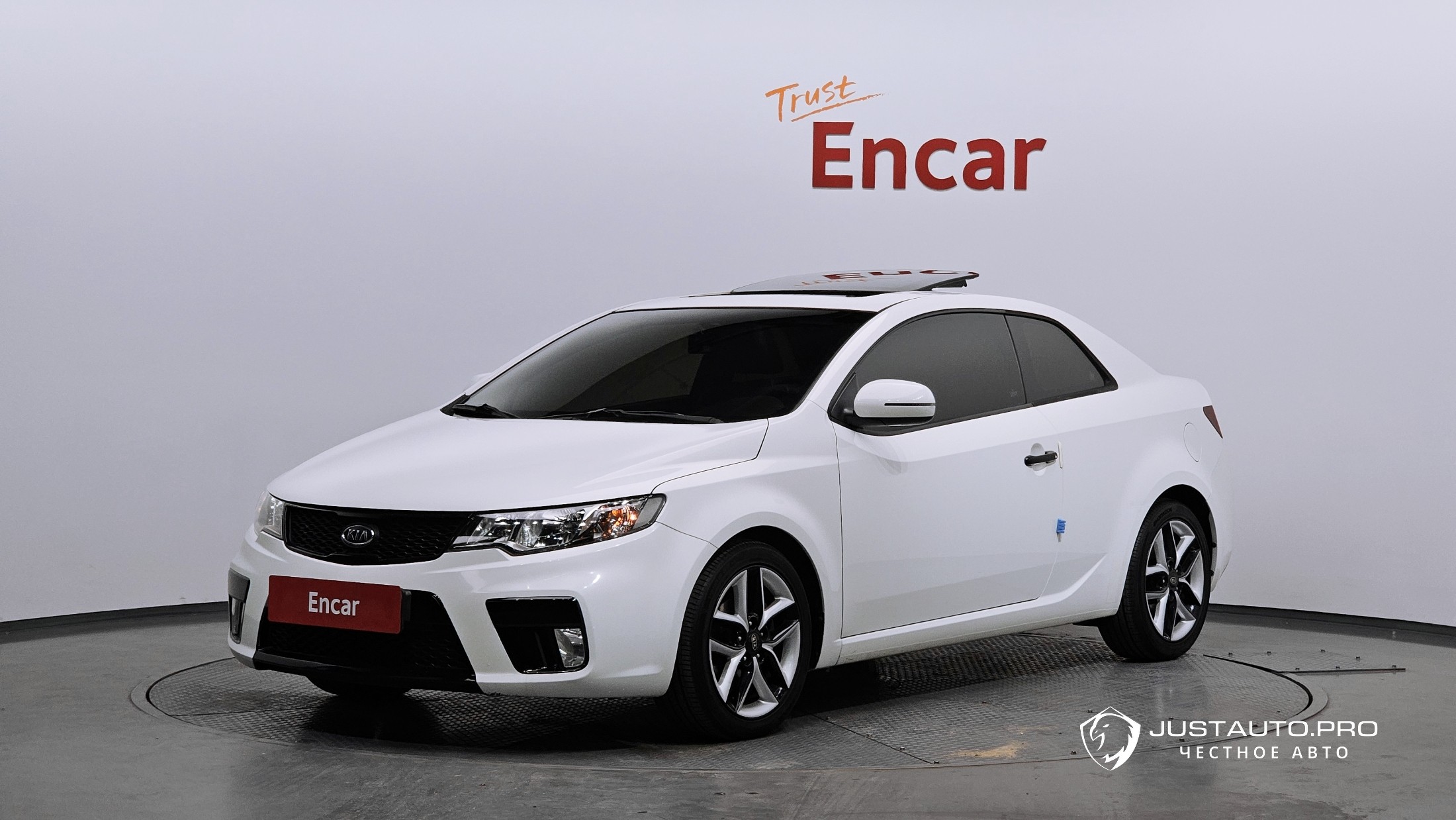 Автомобиль Kia Porte