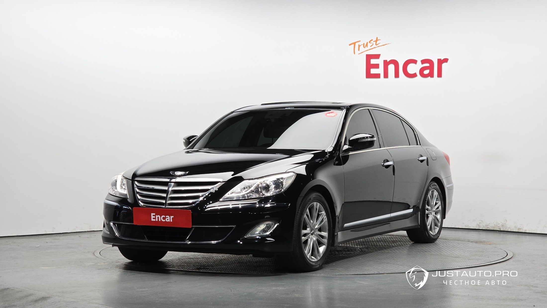 Автомобиль Hyundai Genesis