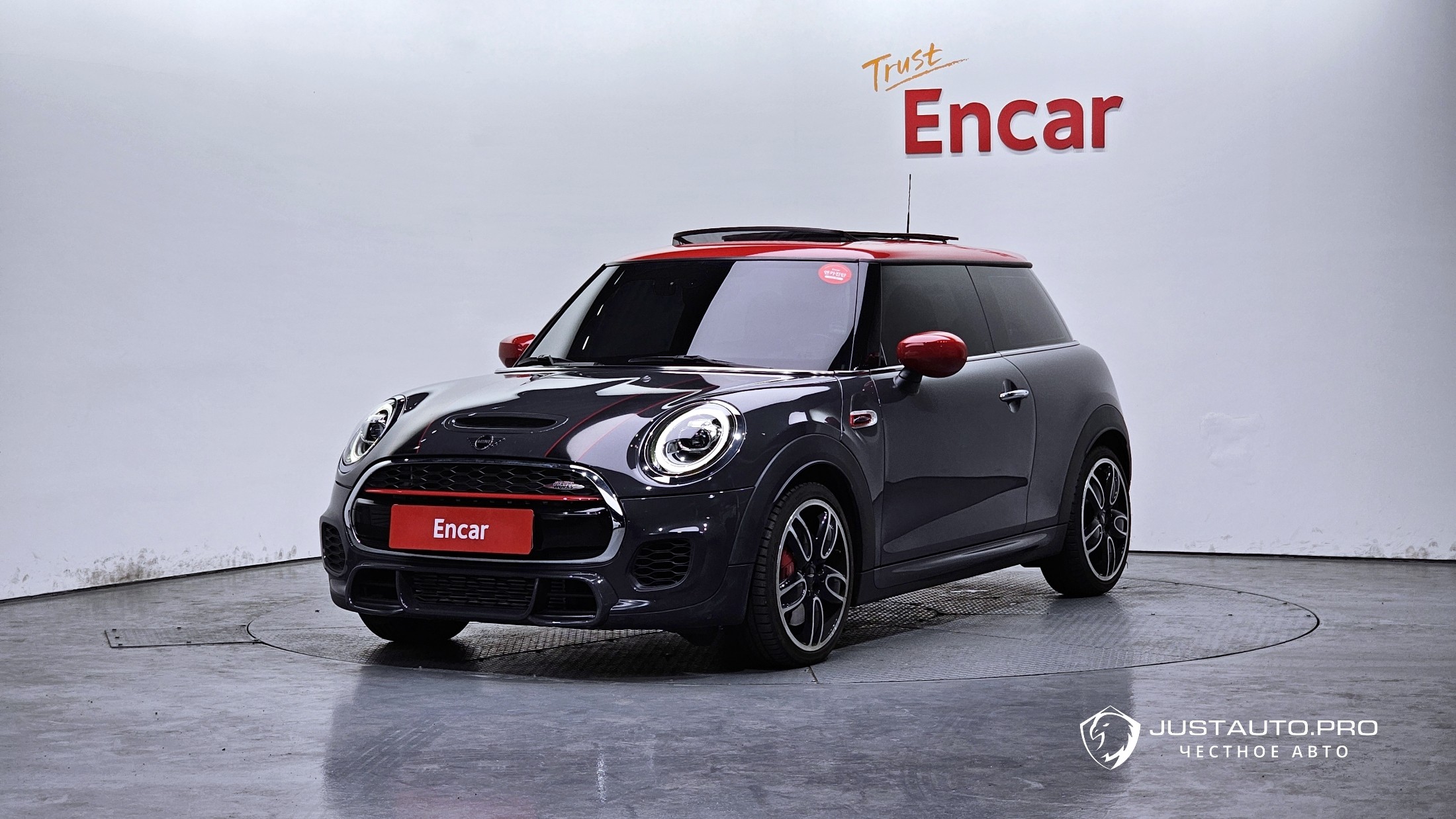Автомобиль Mini Cooper