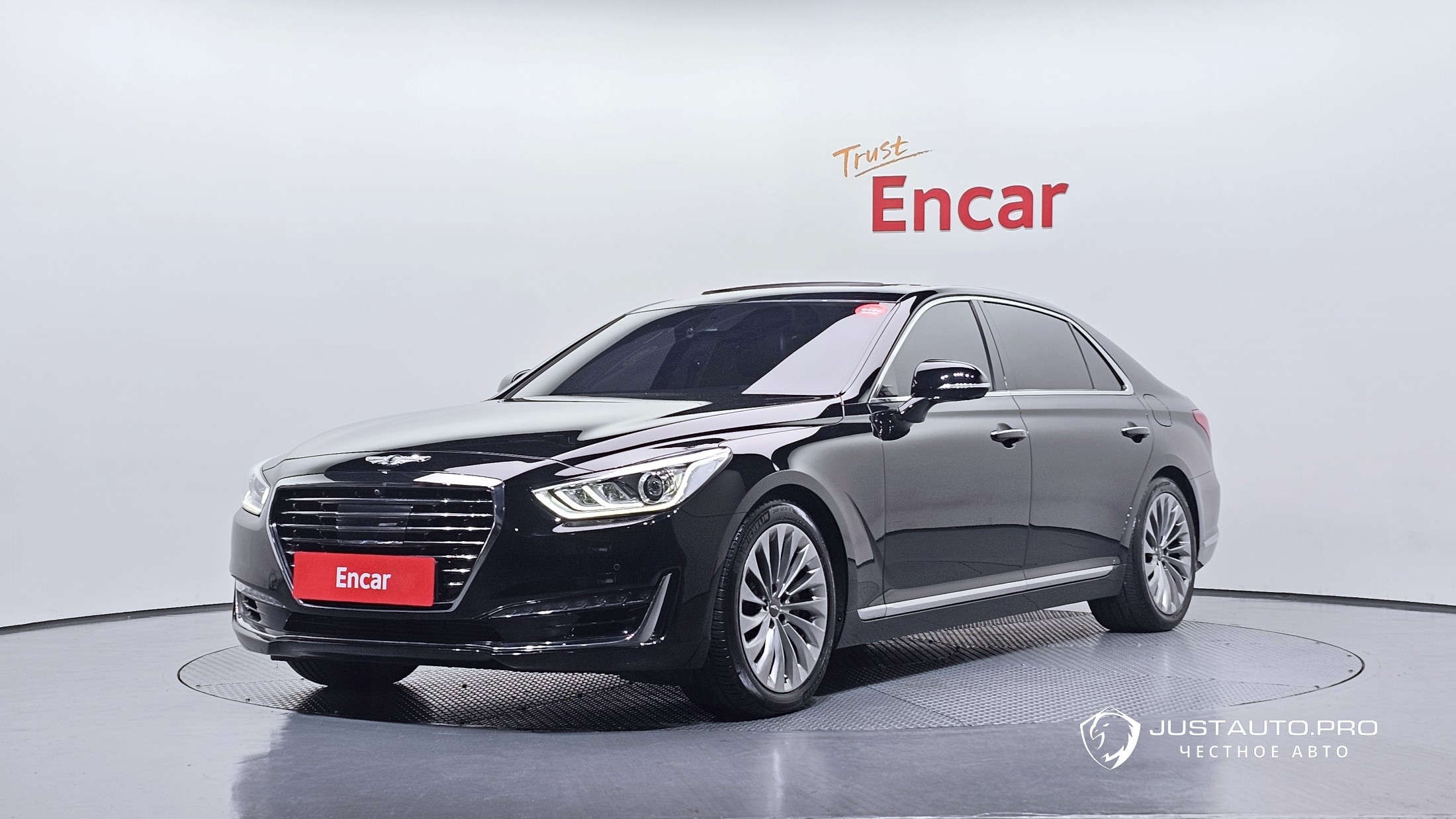 Автомобиль Genesis EQ900