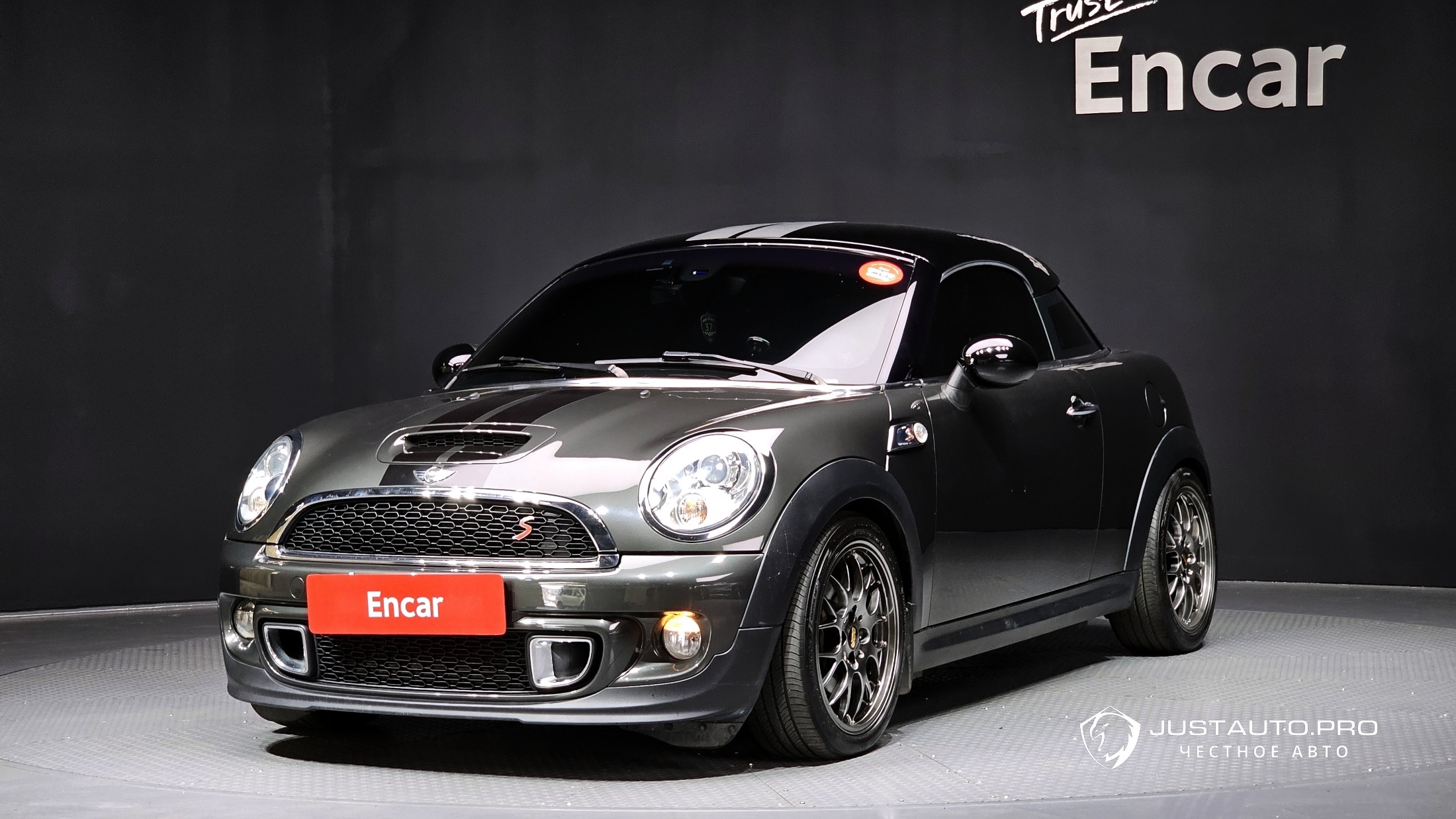 Автомобиль Mini Coupe