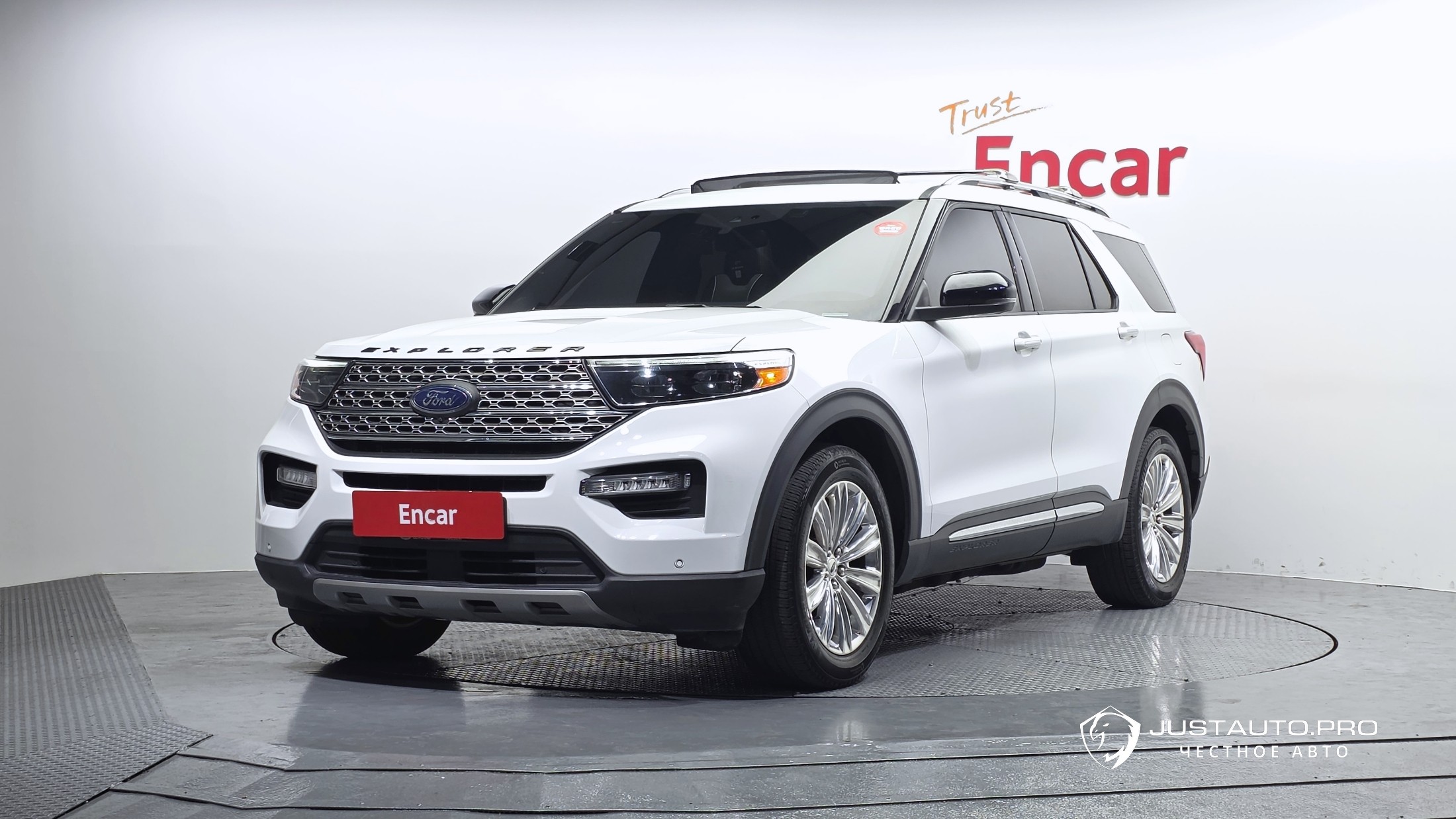 Автомобиль Ford Explorer