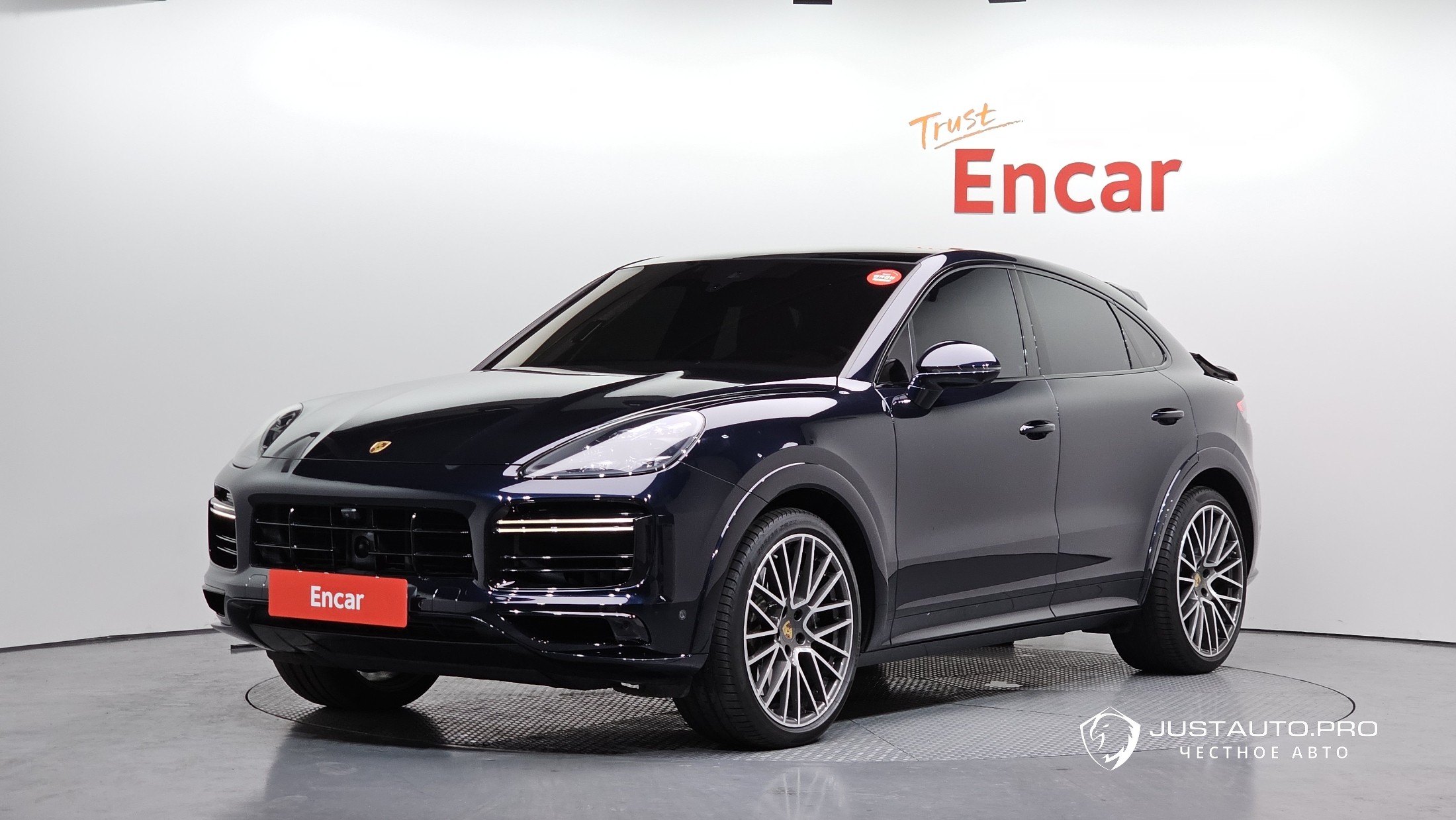Автомобиль Porsche Cayenne