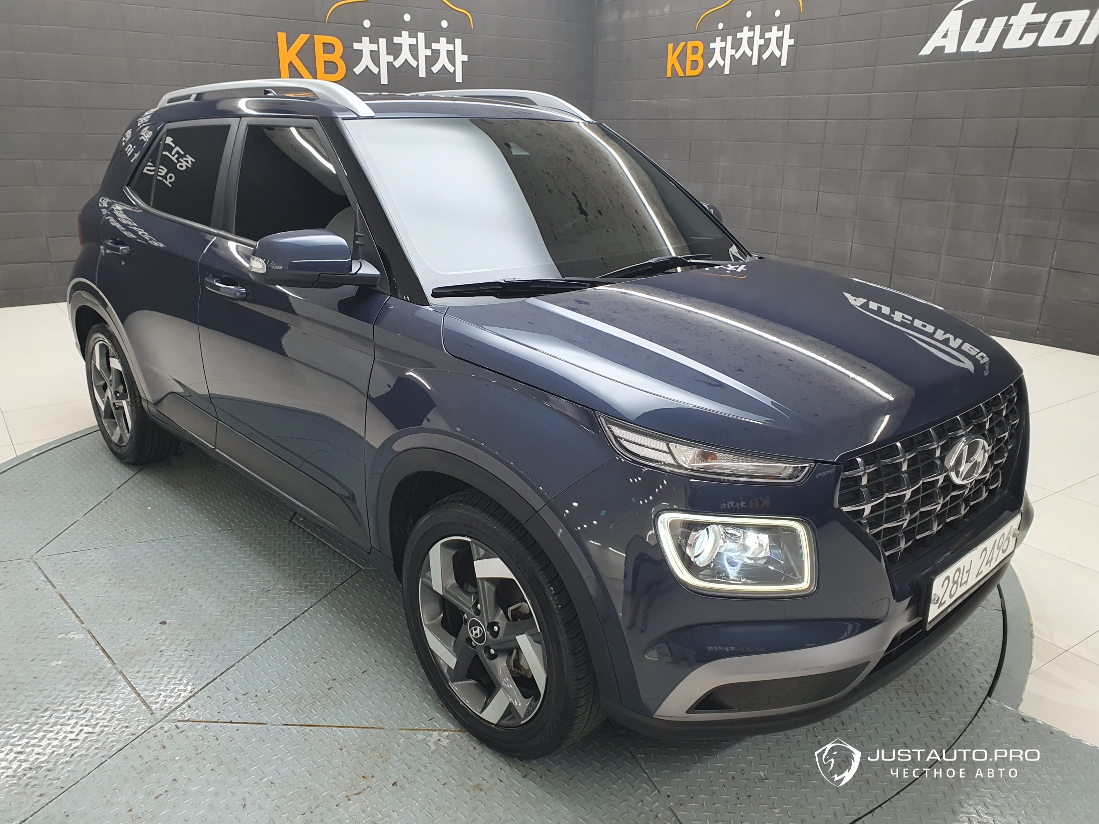 Автомобиль Hyundai Venue