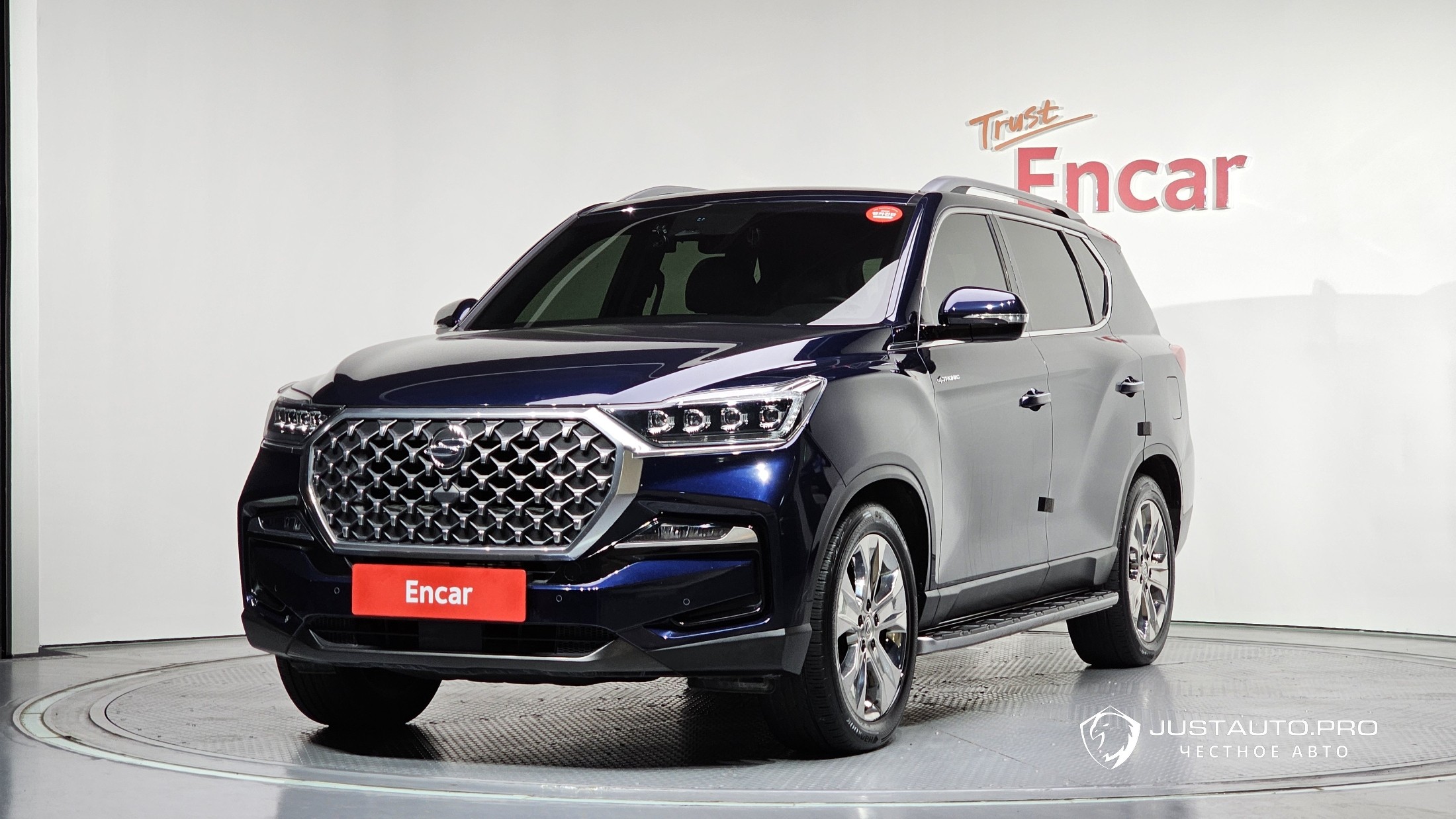 Автомобиль KG_Mobility_Ssangyong Rexton