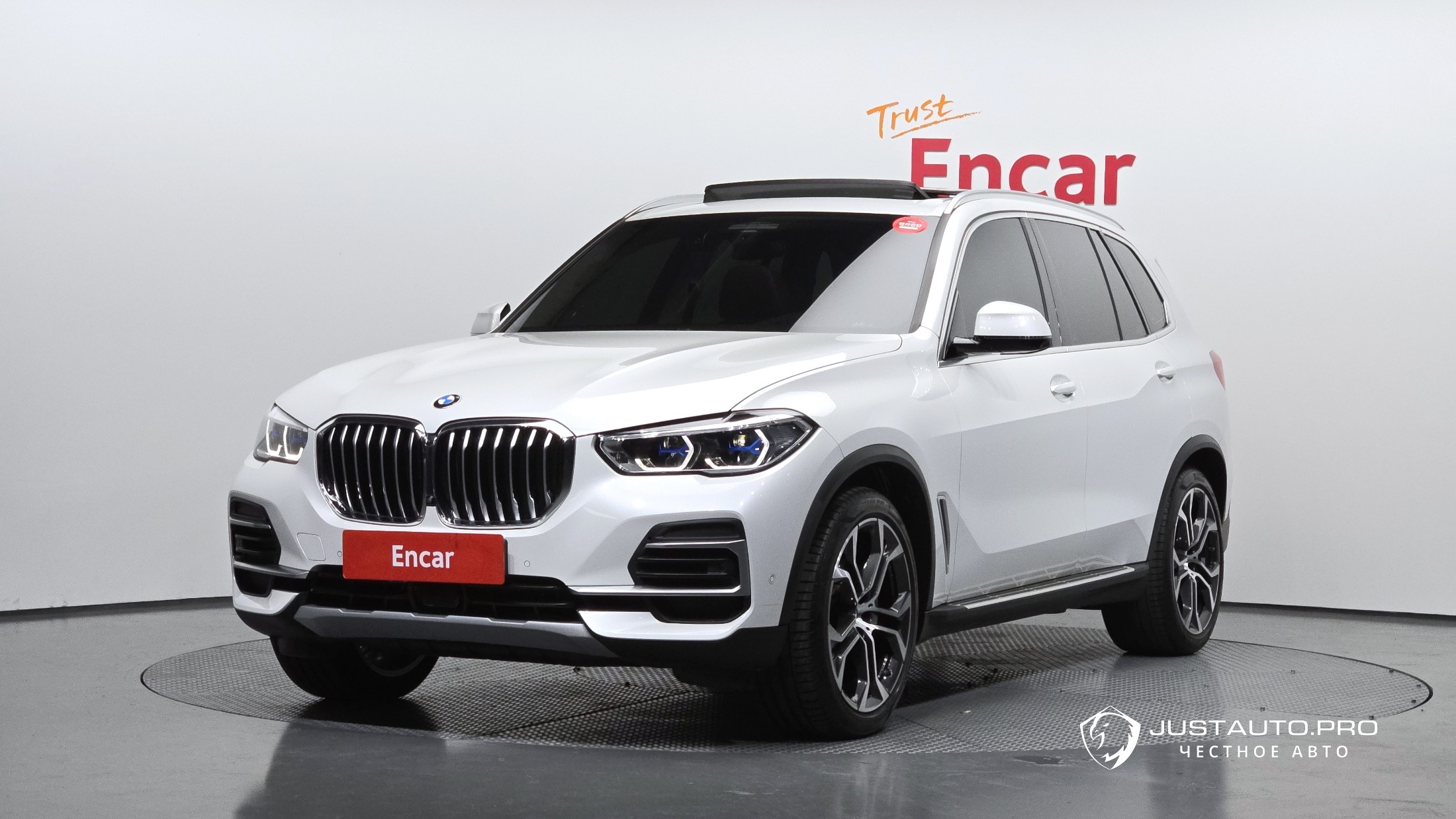 Автомобиль BMW X5
