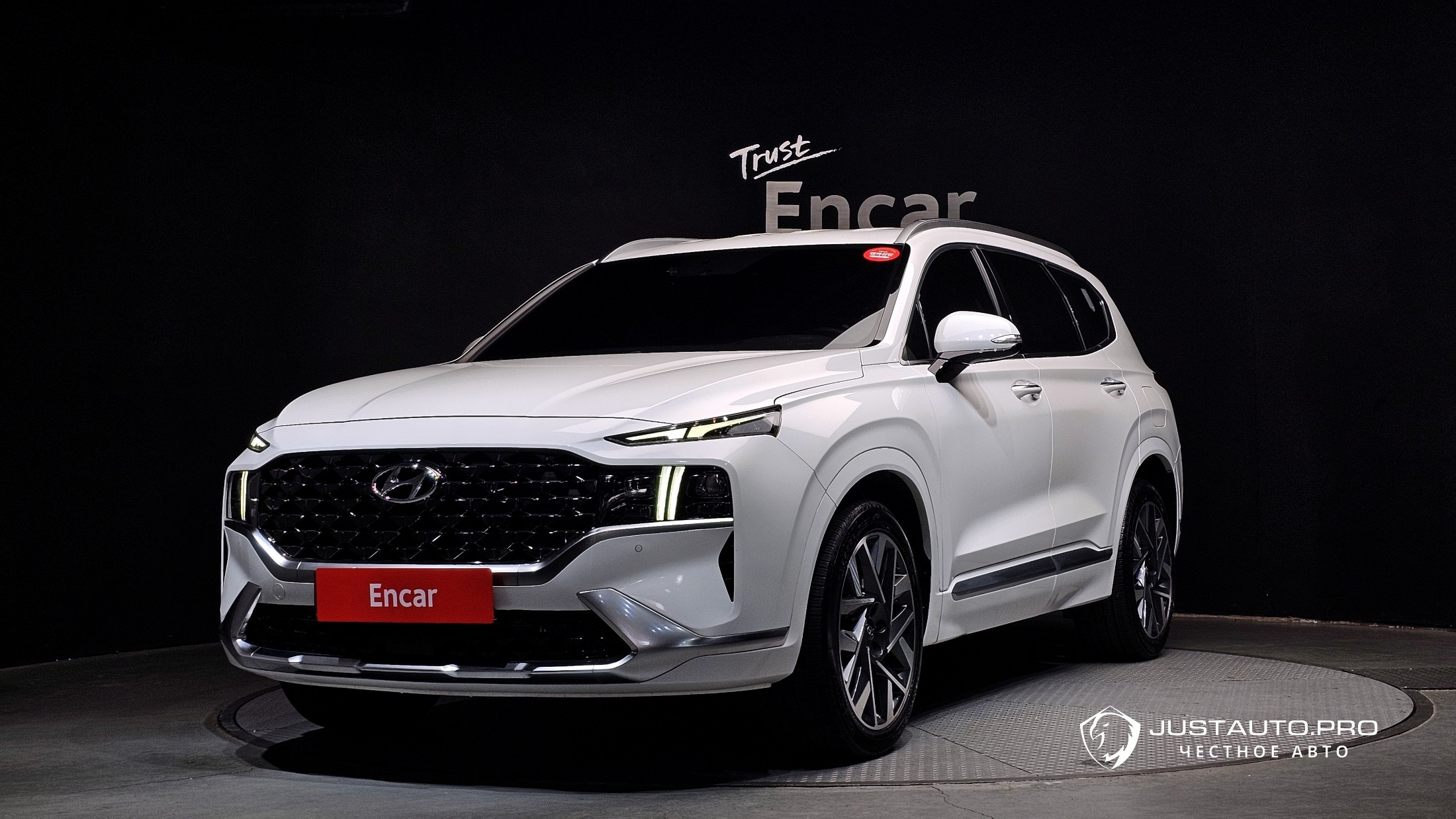 Автомобиль Hyundai Santafe