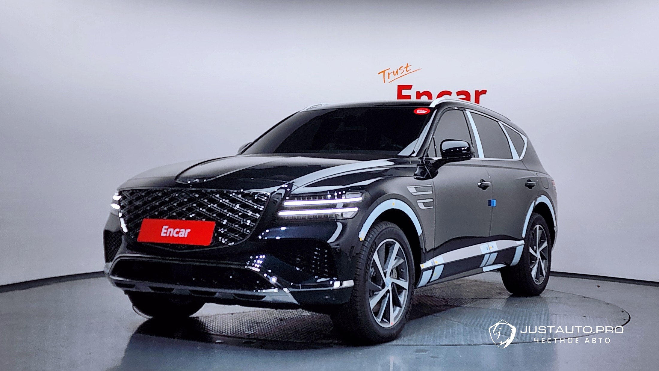 Автомобиль Genesis GV80