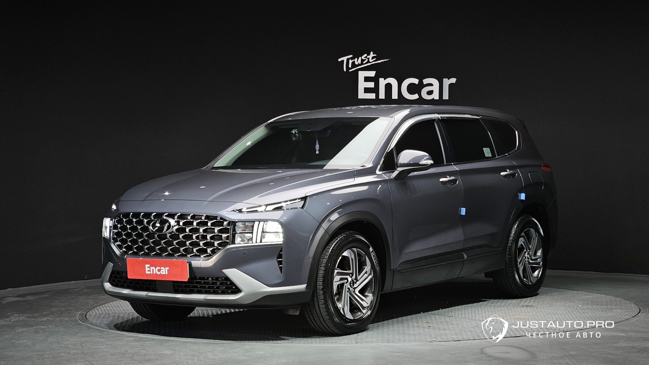 Автомобиль Hyundai Santafe