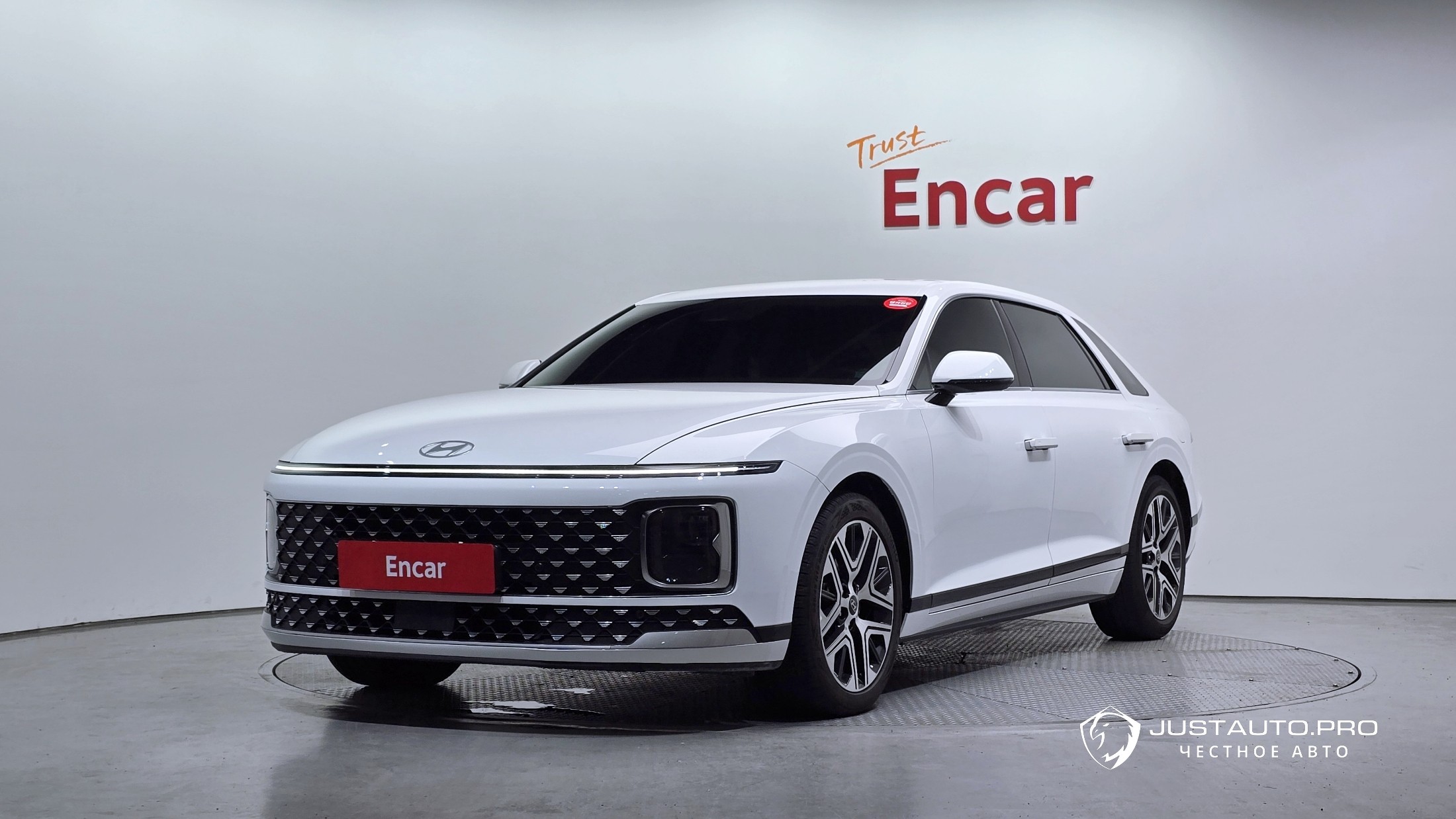 Автомобиль Hyundai Grandeur